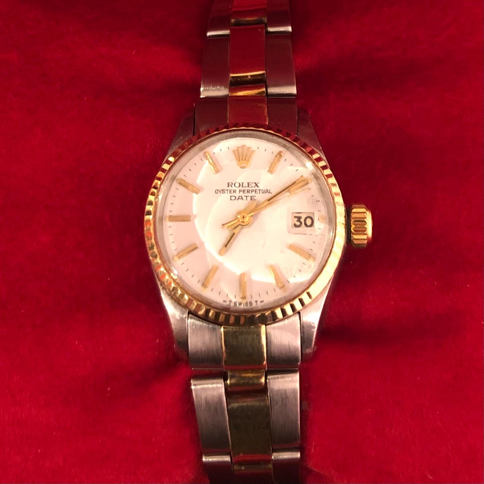 Rolex Oyster Perpetual 6517 Deux tons 14k Lady Date 26mm or en vente 7