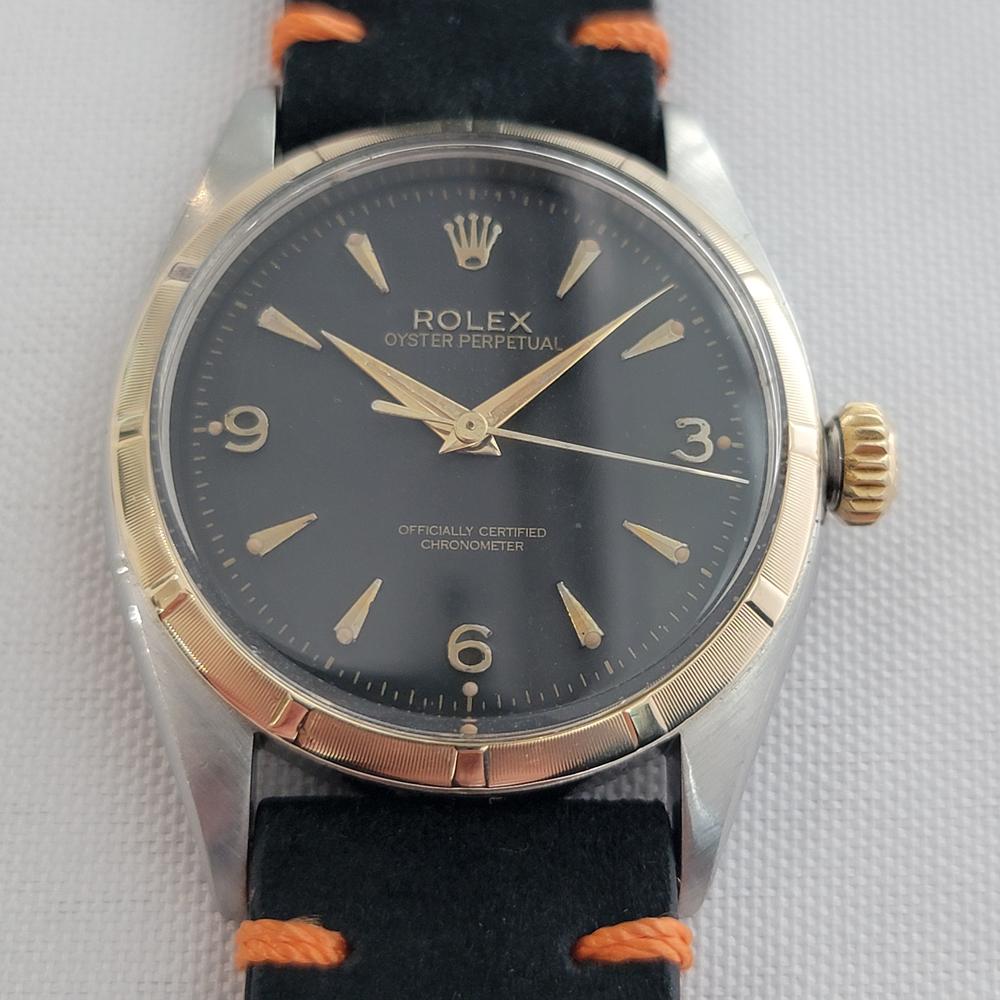 Rare classique, en or 14k et acier inoxydable, Rolex Ref.6581 Oyster perpetual pour homme, c.1964, en excellent état de fonctionnement. Vérifié authentique par un maître horloger. Magnifique cadran noir signé Rolex, poignard appliqué et chiffres