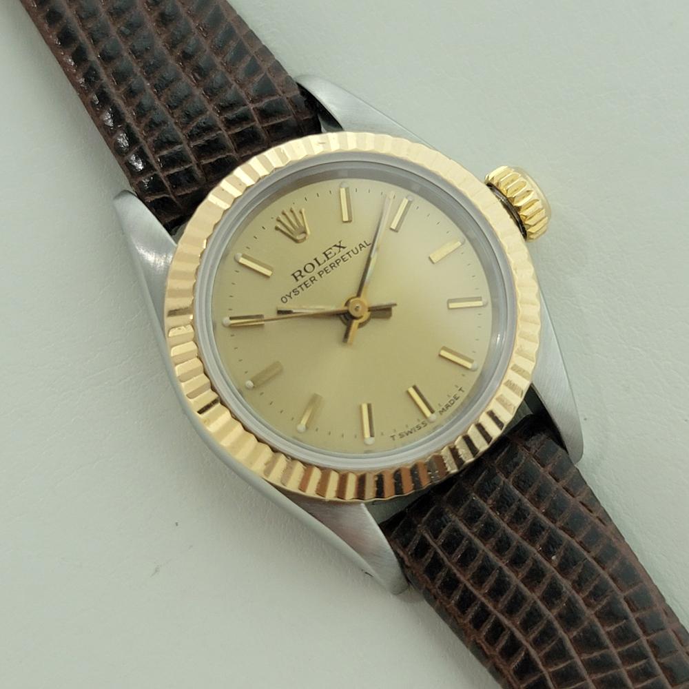 Rolex Oyster Perpetual 67193 18k 25mm Gold SS Lady Automatic 1980s Luxury RA457 In Excellent Condition For Sale In Beverly Hills, CA