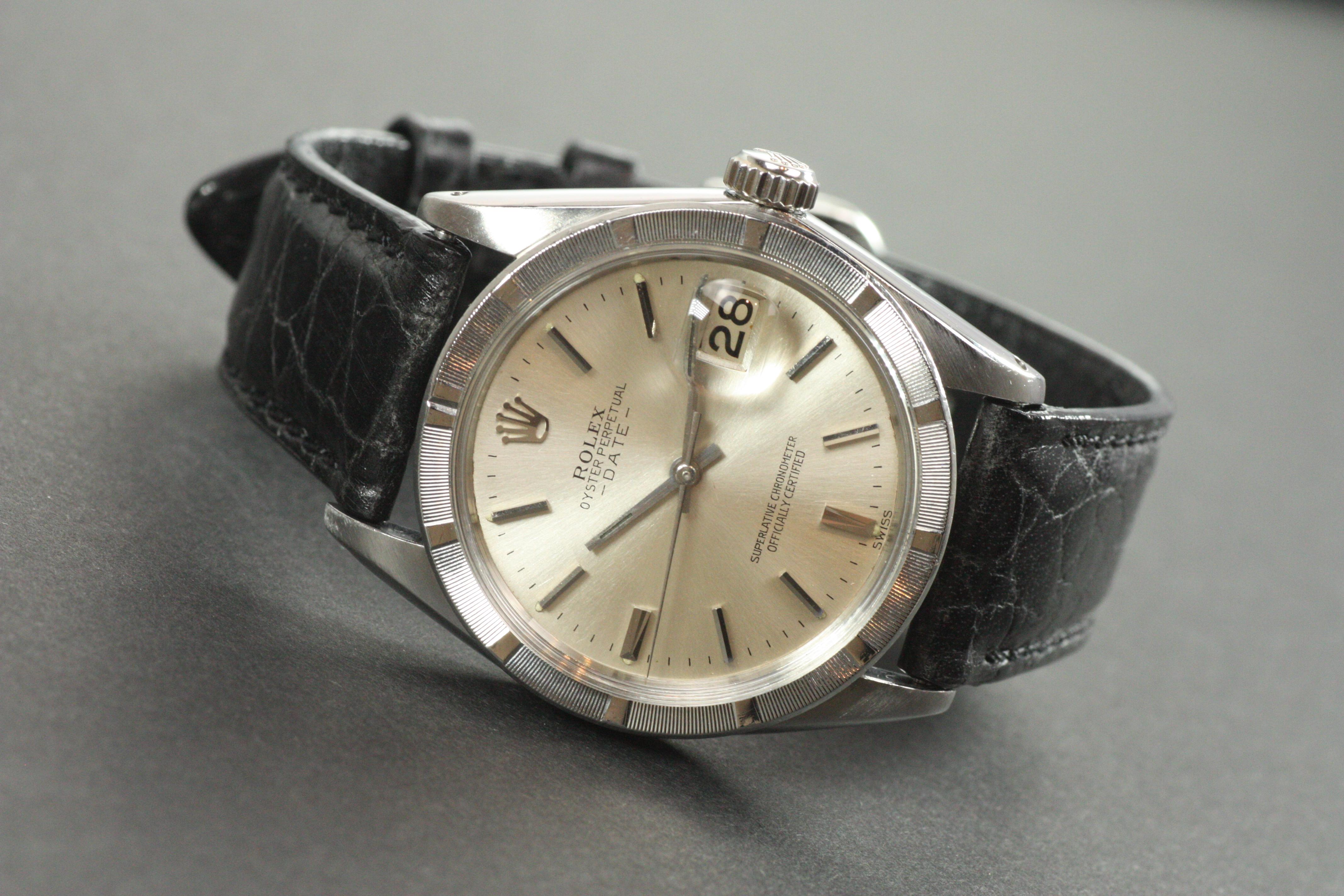 Very fine example of the Rolex Date Reference 1501 wristwatch from 1964 in excellent condition for its 61 year old age. This watch is in fine running condition and consists of 100% guaranteed genuine and all original Rolex parts. The 1560 caliber