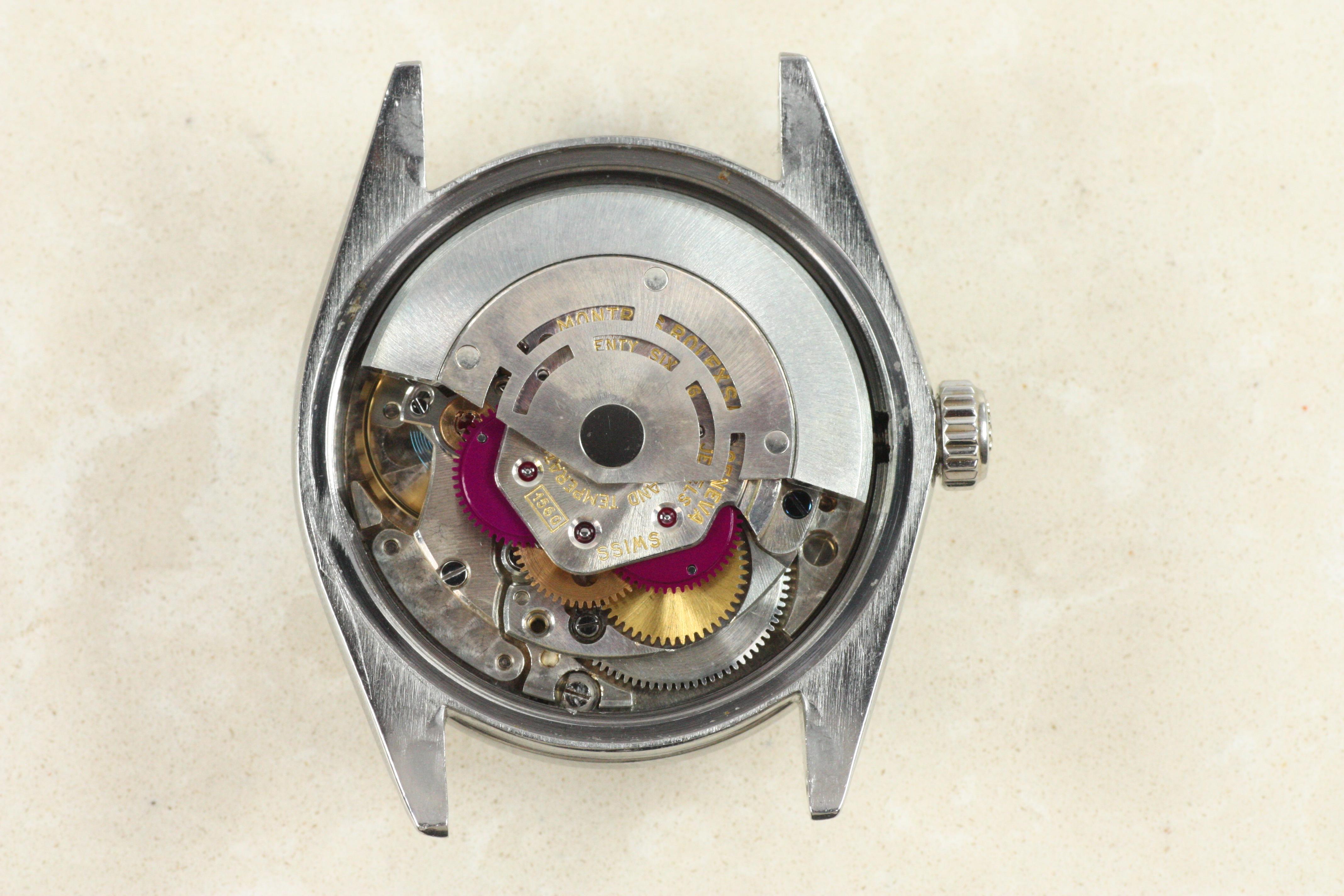 Rolex Oyster Perpetual Date 1501 Stainless Steel, Engine Turned Bezel c.1964 For Sale 5