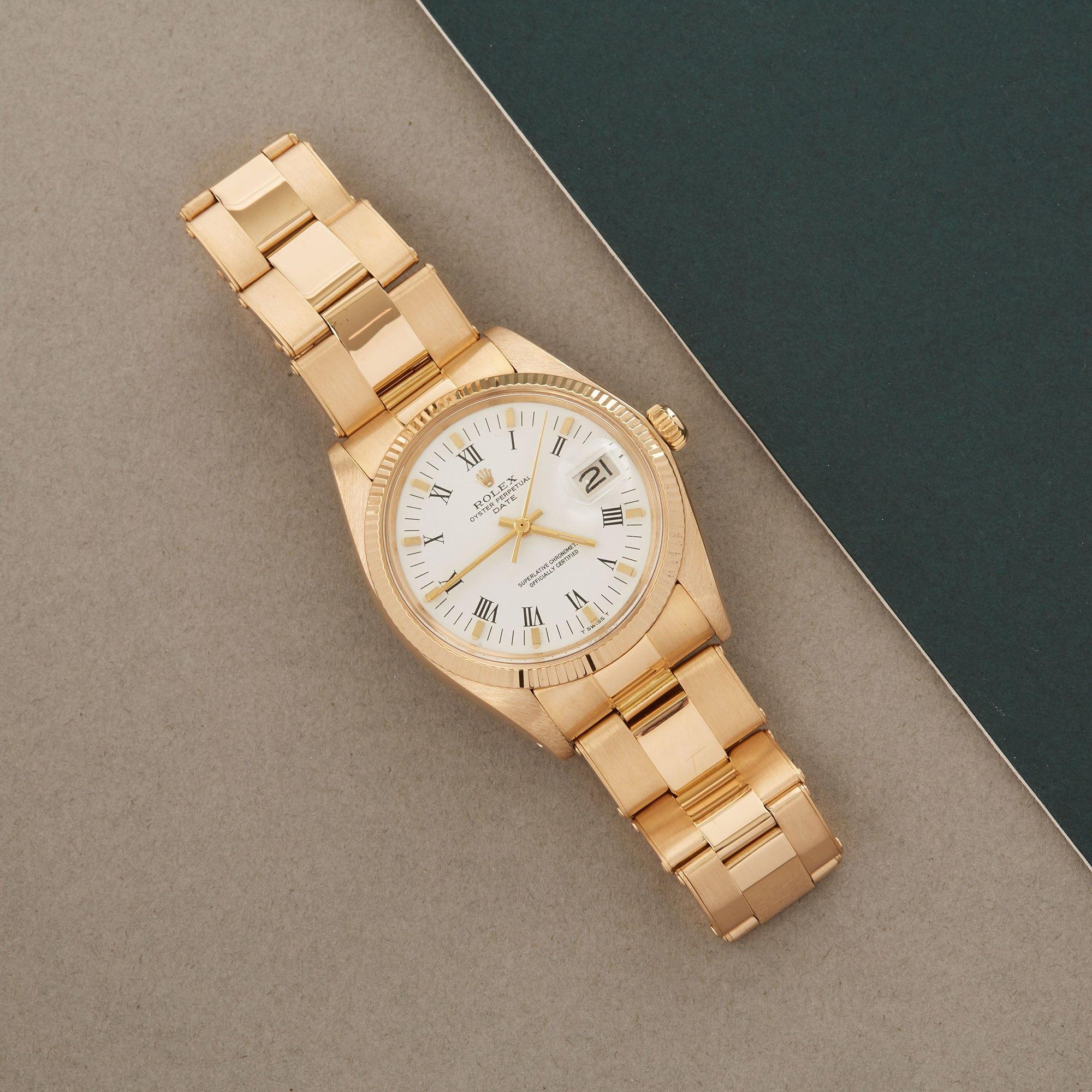 Xupes Reference: W007538
Manufacturer: Rolex
Model: Oyster Perpetual
Model Variant: Date
Model Number: 1503
Age: 1980
Gender: Unisex
Complete With: Rolex Box
Dial: White Roman
Glass: Sapphire Crystal
Case Size: 34mm
Case Material: Yellow Gold
Strap