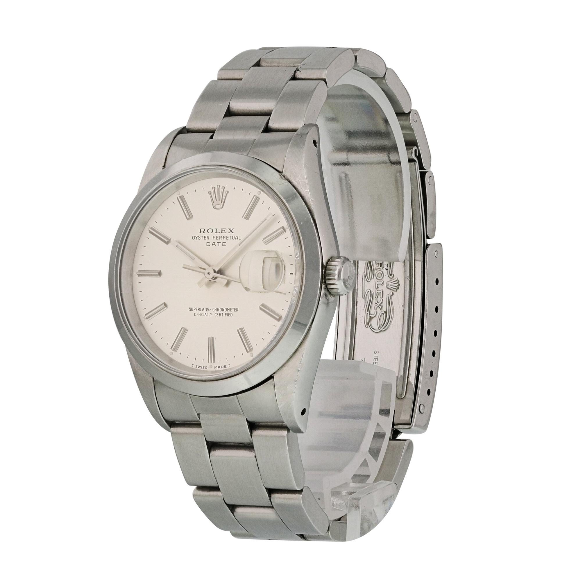 Rolex Oyster Perpetual Date 15200 Mens Watch. 34 mm stainless steel case with a smooth bezel. Black dial with steel luminous hands and indexes. Minute markers around the outer dial. Magnified date display at the 3 o'clock. Stainless steel oyster