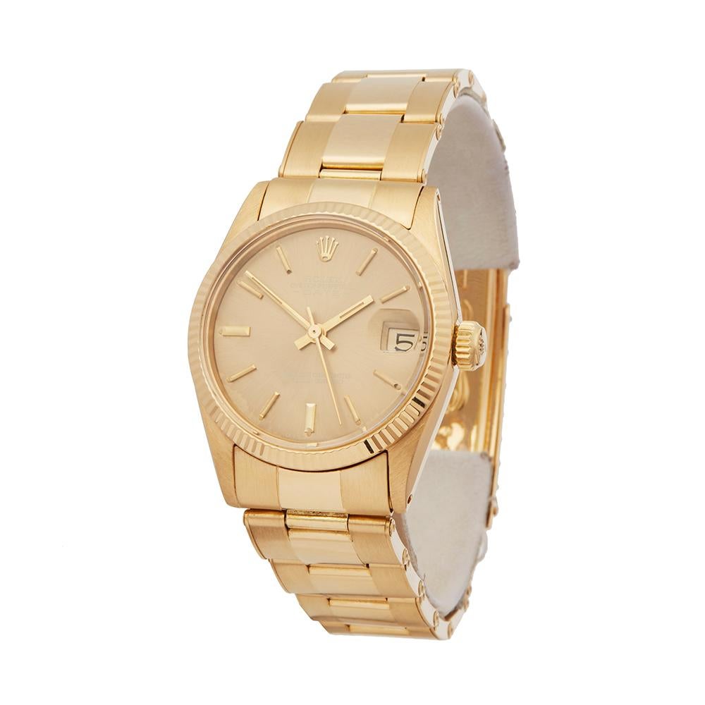 Reference: W5176
Manufacturer: Rolex
Model: Oyster Perpetual Date
Model Reference: 6824
Age: 2nd September 1975
Gender: Unisex
Box and Papers: Xupes Presentation Box and Guarantee
Dial: Champagne Baton
Glass: Plexiglass
Movement: Automatic
Water