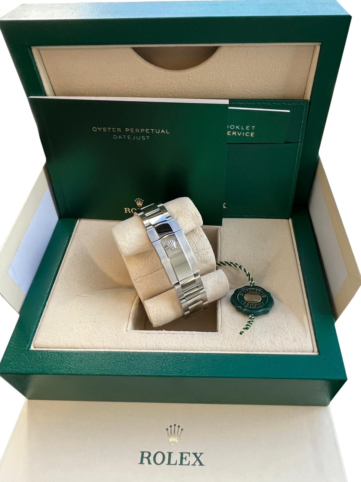Rolex Oyster Perpetual Date 34 mm avec lunette cannelée rose arabe 115234 10