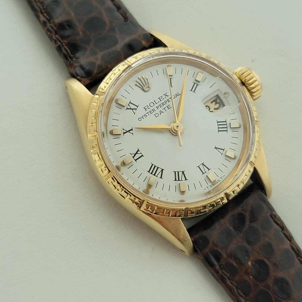 Rolex Oyster Perpetual Date 6531 18k Gold 25mm Ladies Automatic 1960s RA533 In Excellent Condition For Sale In Beverly Hills, CA