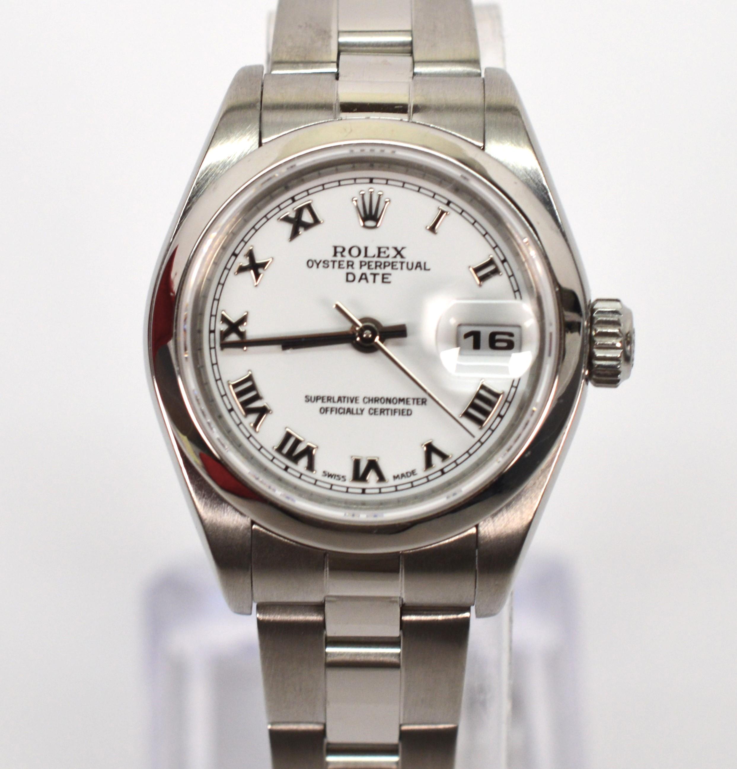 Rolex Oyster Perpetual Date 79160 Stainless Steel Women's Wrist Watch In Excellent Condition For Sale In Mount Kisco, NY
