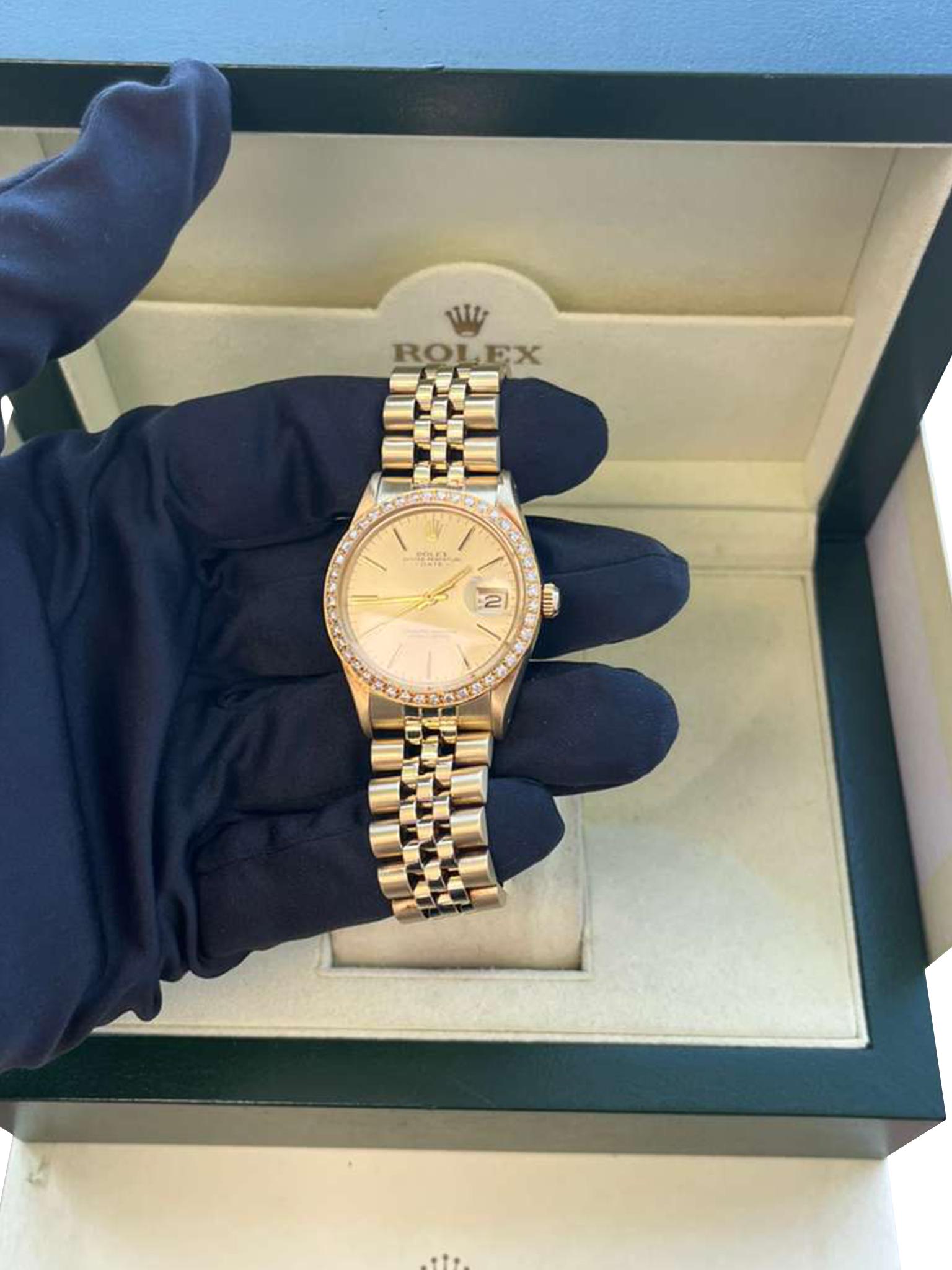 Rolex Oyster Perpetual Date Quadrante Champagne Lunetta di diamanti Orologio in oro giallo 15037 in vendita 12
