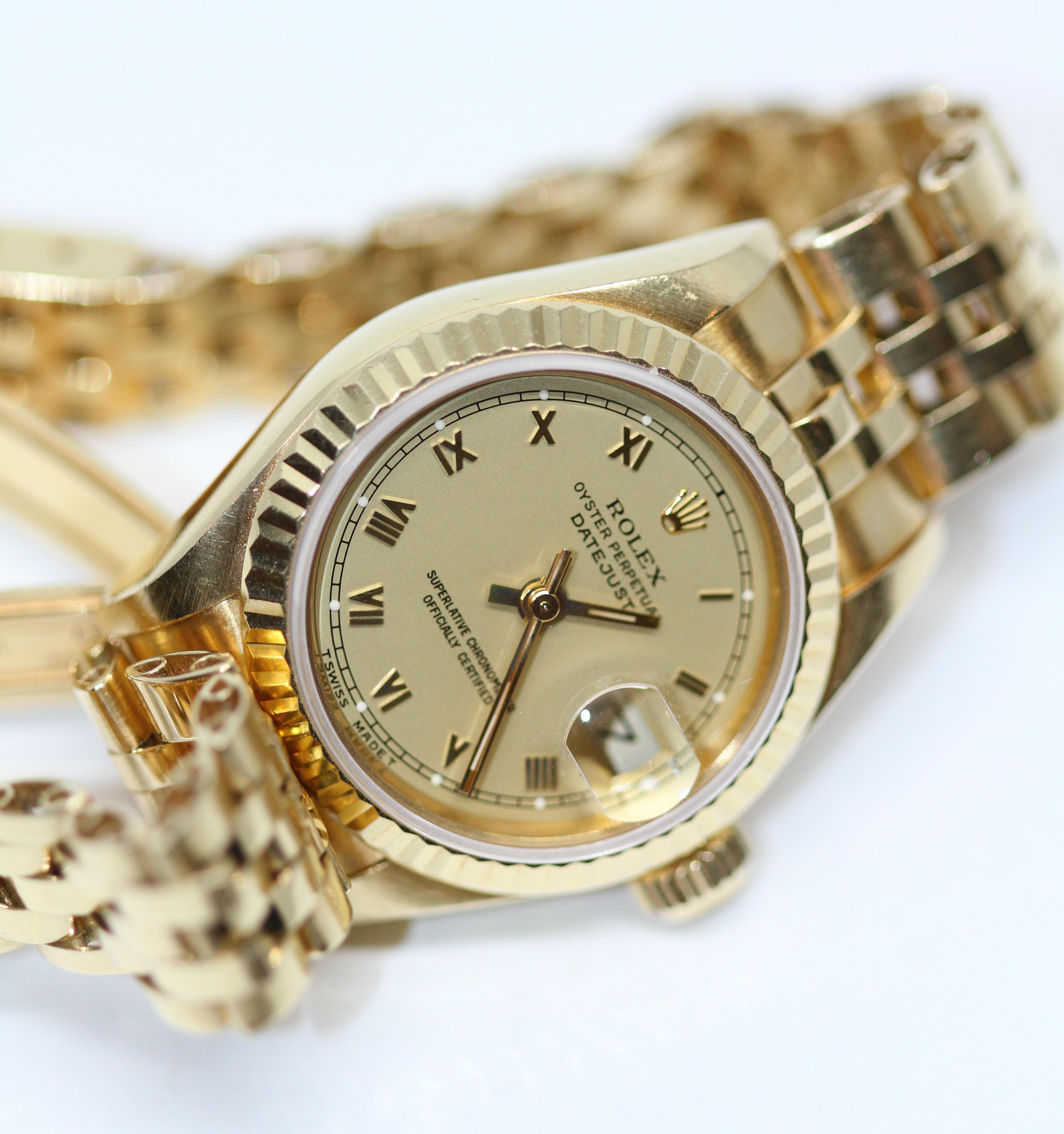 Rolex Oyster Perpetual Date Just Lady 18K Gold Watch 3