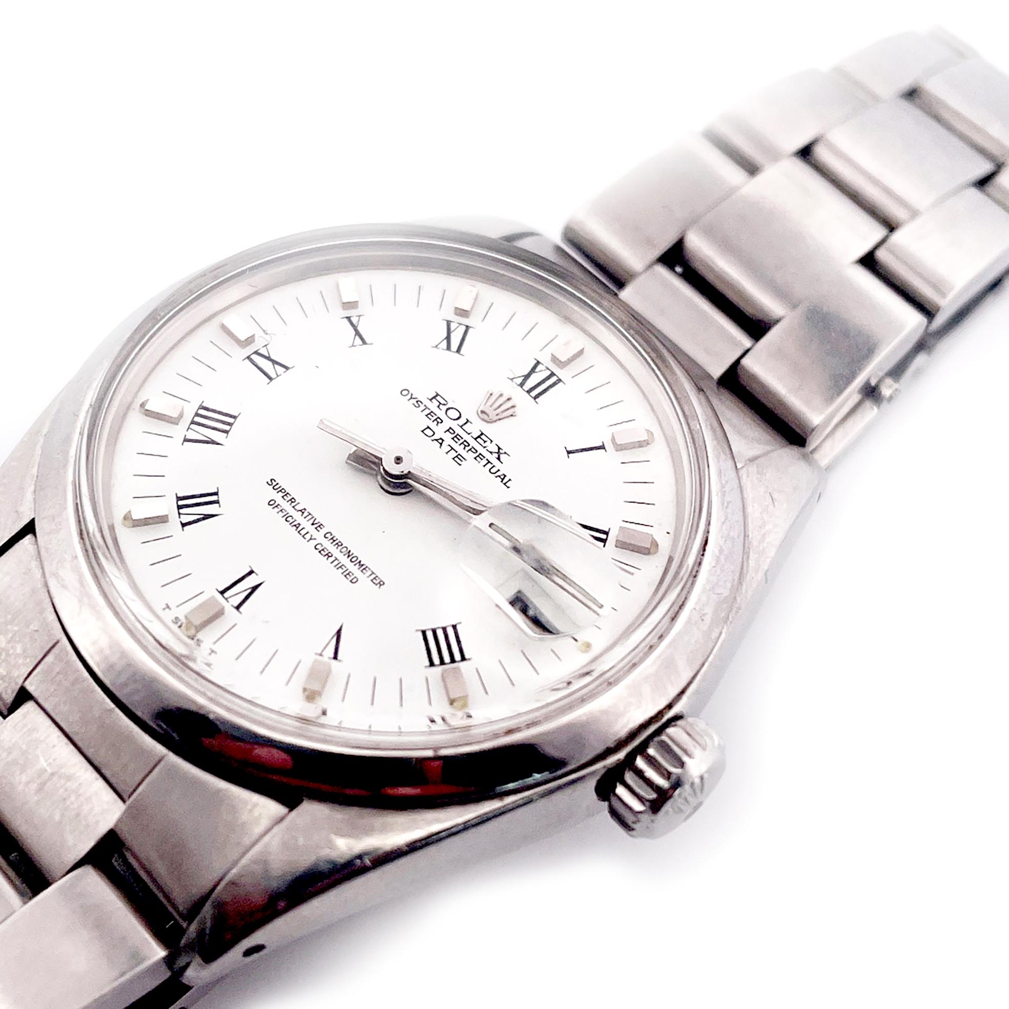 Brand: Rolex
Department: Unisex
Type: STAINLESS
Bezel Color: STANLESS
Dial Color: White
Indices:12-Hour Dial
Style: Dress/Formal
Case Size: 36mm
Features: 12-Hour Dial
This Rolex Oyster Perpetual Date wristwatch features a classic numeral dial