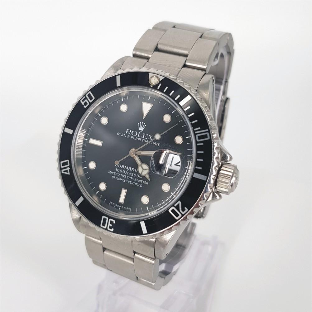 Moderne Rolex Oyster Perpetual Date Submariner Montre en vente