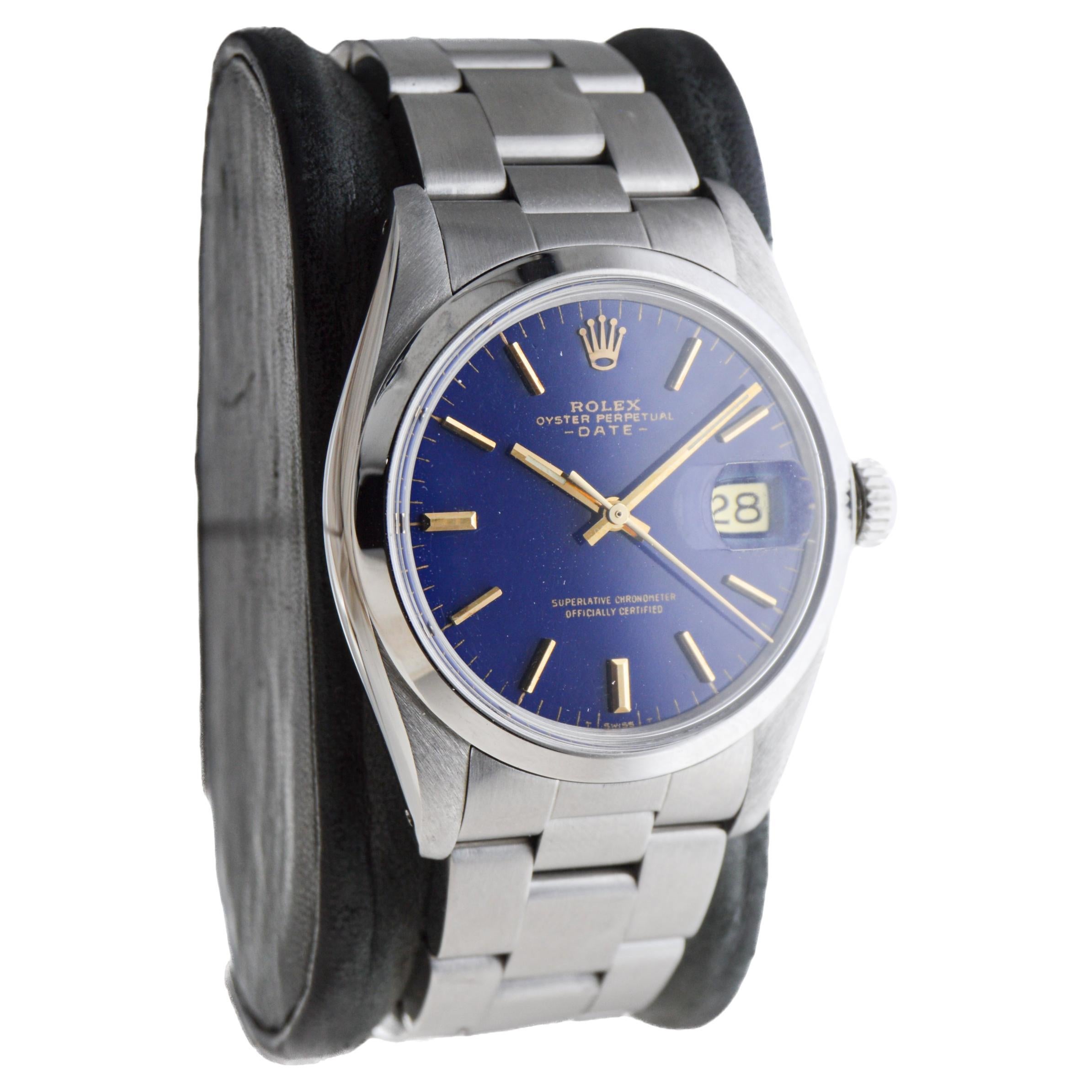 FACTORY / HOUSE: Rolex Watch Company
STYLE / REFERENCE: Oyster Perpetual Date / Reference 1500
METAL / MATERIAL: Stainless Steel
CIRCA / YEAR: 1970
DIMENSIONS / SIZE: Length 42mm X Diameter 35mm
MOVEMENT / CALIBER: Perpetual Winding / 26 Jewels /