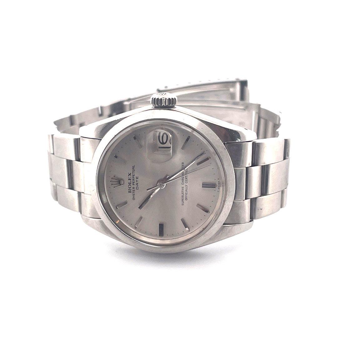 Brand: Rolex
Department: Unisex
Type: STAINLESS
Bezel Color: STANLESS
Dial Color: Silver
Indices:12-Hour Dial
Style: Dress/Formal
Case Size: 36mm
Features: 12-Hour Dial
The Oyster Perpetual models have a distinctive aesthetic that represents a