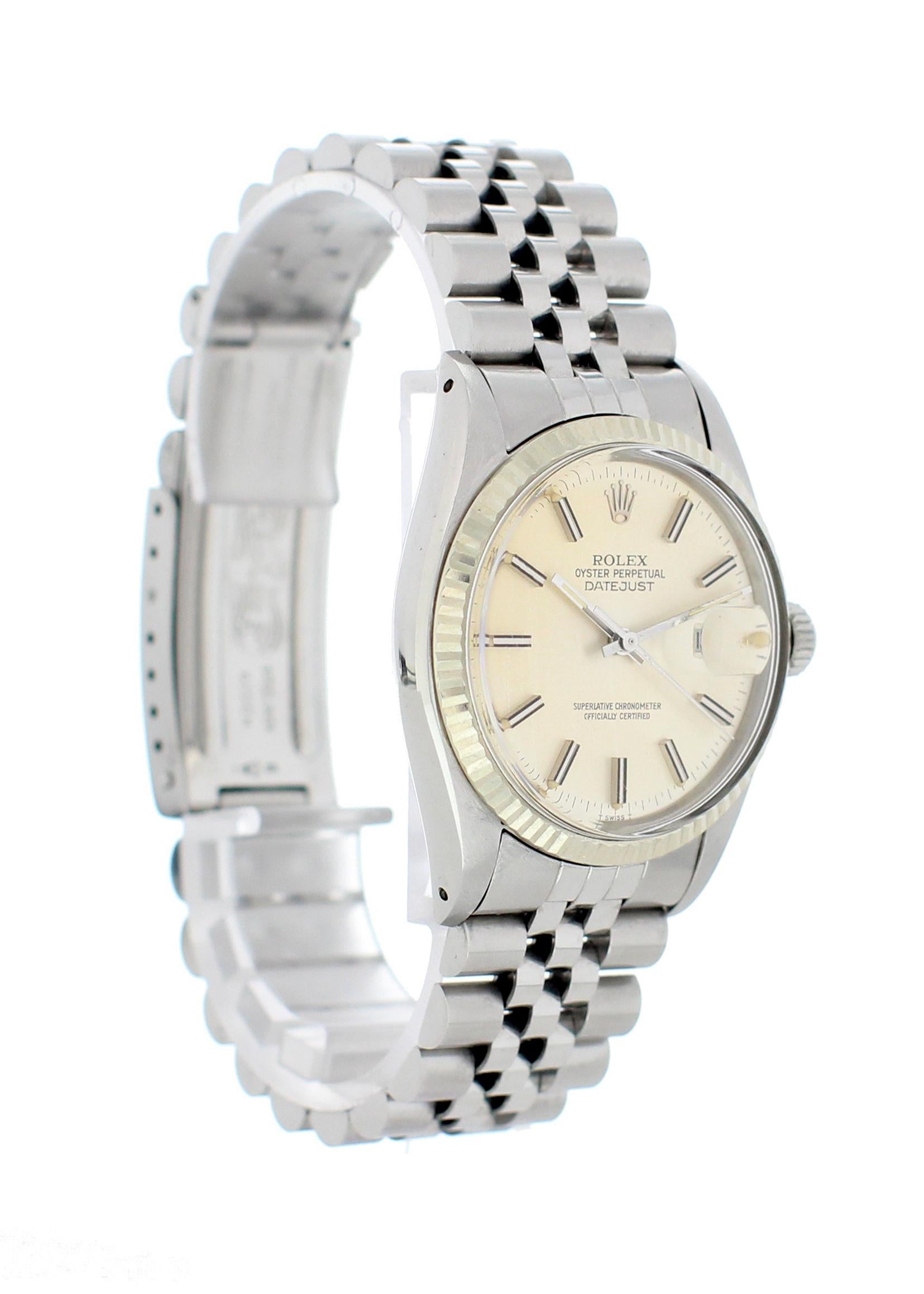 Rolex Oyster Perpetual Datejust 16014 Men's Watch In Excellent Condition For Sale In New York, NY