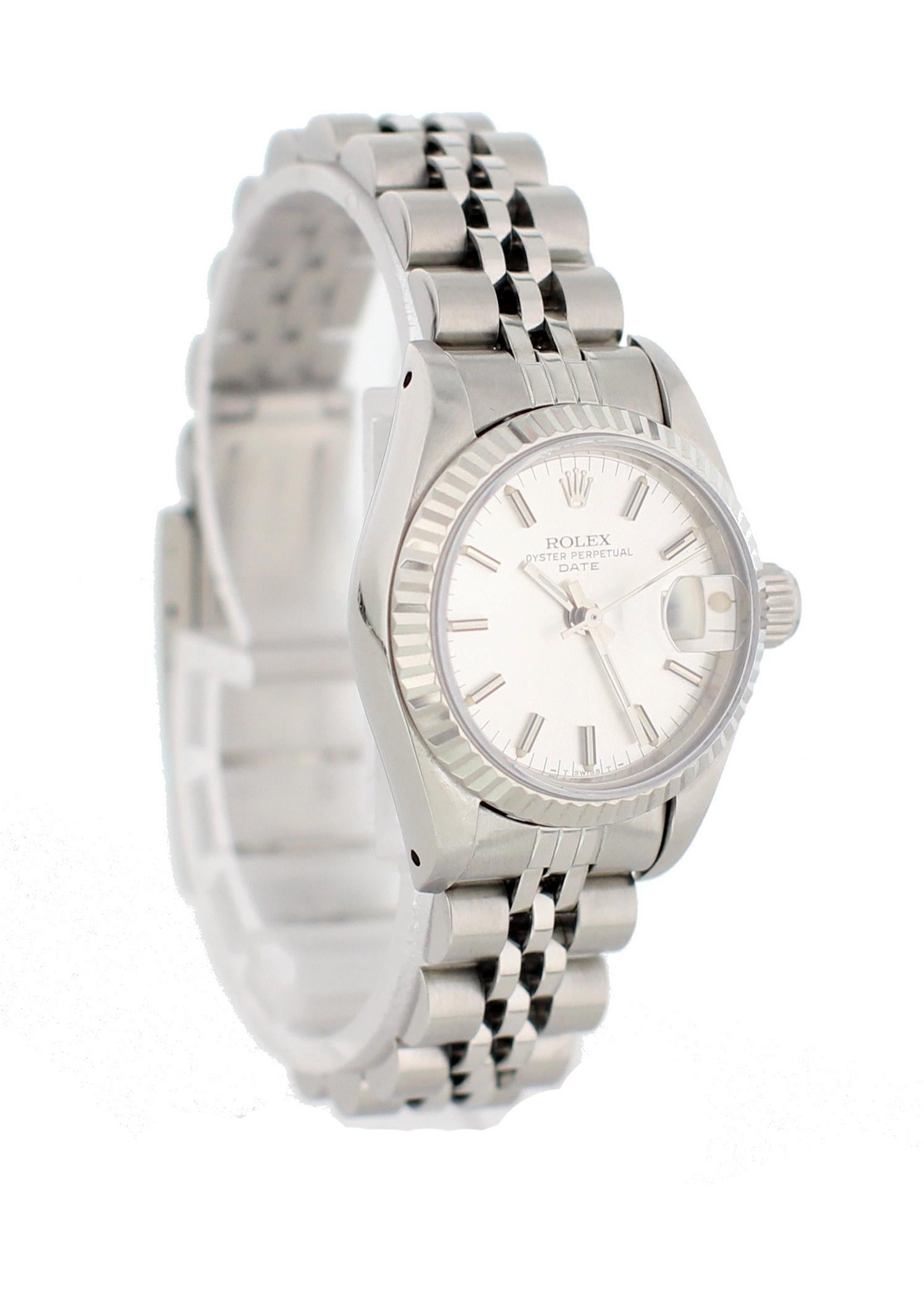 Rolex Oyster Perpetual Datejust 69174 Ladies Watch In Excellent Condition For Sale In New York, NY