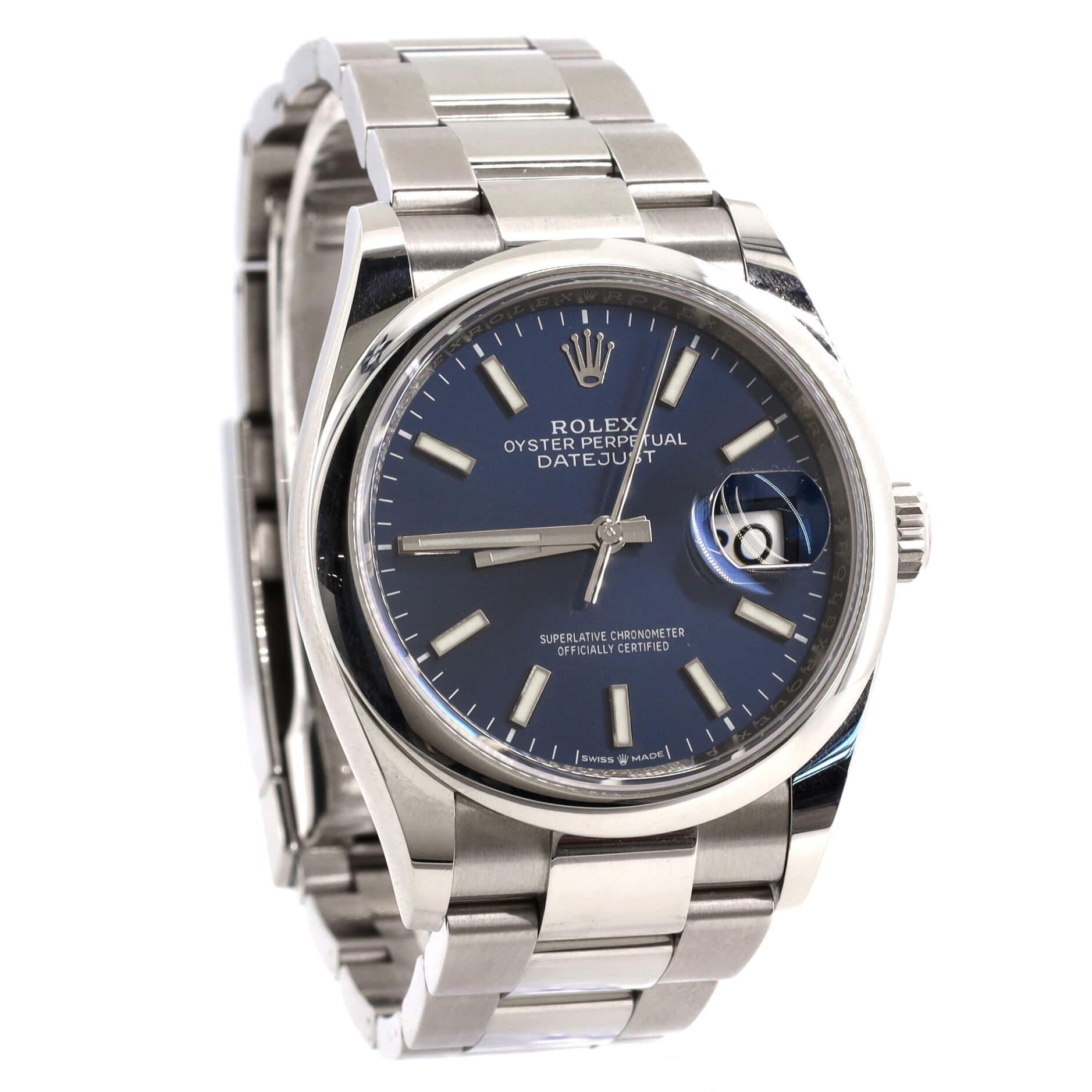 Rolex Oyster Perpetual Datejust Automatic Watch Stainless Steel and White Gold In Good Condition For Sale In New York, NY