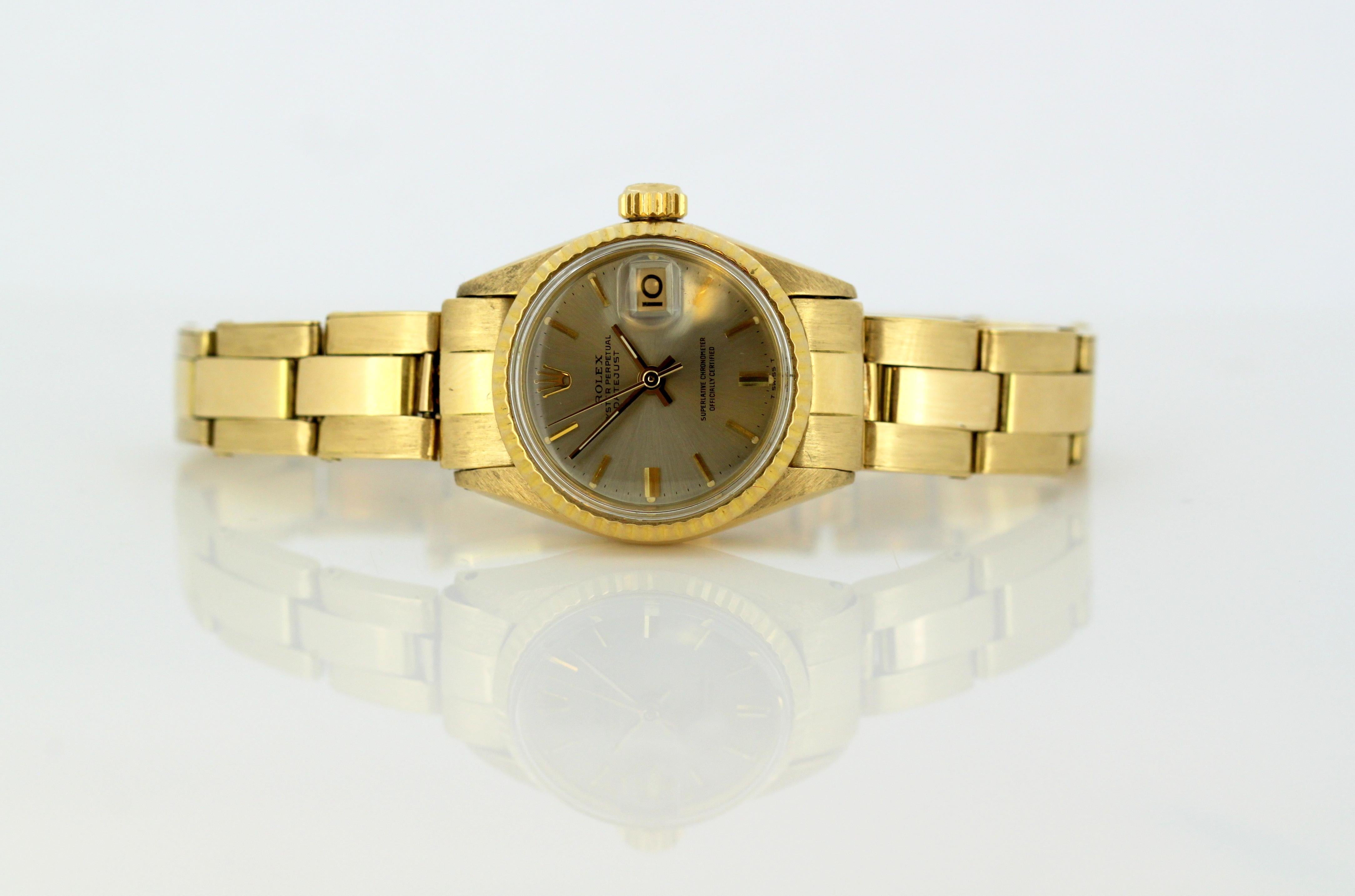 Rolex, Oyster Perpetual Datejust Full 18 Karat Yellow Gold Women, 1970-1979 In Excellent Condition In Braintree, GB