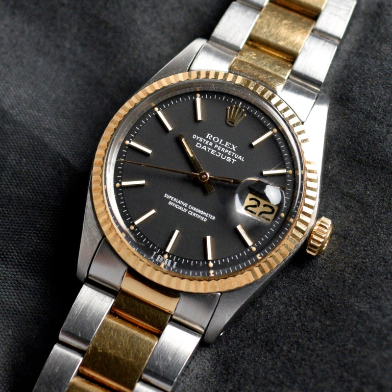 Rolex Oyster Perpetual Datejust Matte Black 1601 Yellow Gold Steel Watch, 1973 For Sale 2