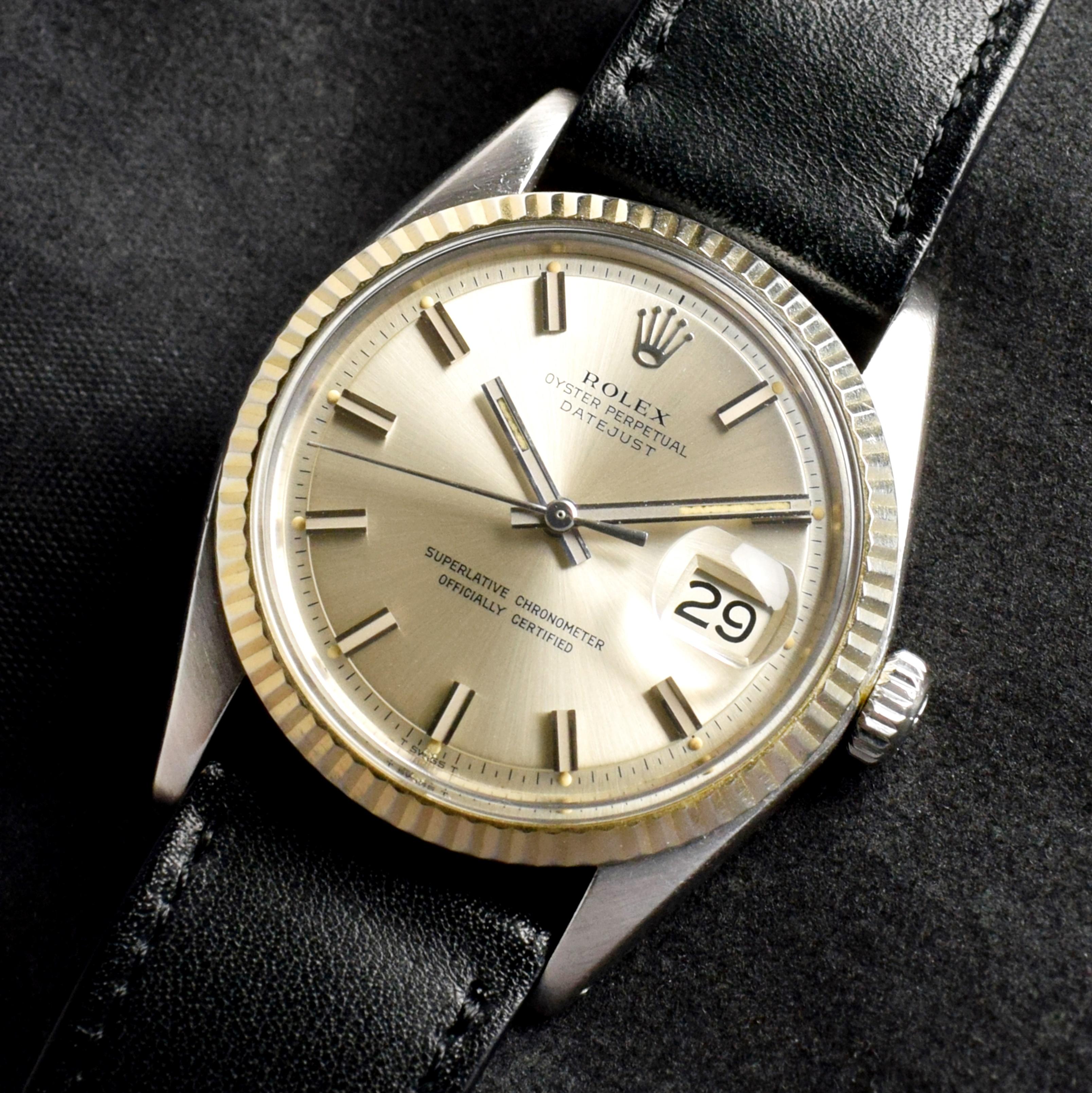 Brand: Vintage Rolex
Model: 1601
Year: 1972
Serial number: 35xxxxx
Reference: C03687
Case: 36mm without crown; Show sign of wear with slight polish from previous; inner case back stamped 1601
Dial: Excellent Clean Condition Silver Wideboy Dial with