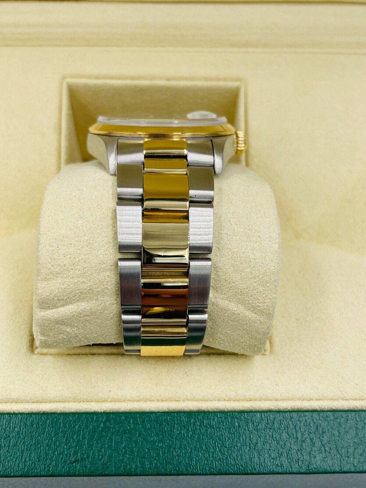 Rolex Oyster Perpetual Datejust Armbanduhr aus Stahl und Gold  im Zustand „Gut“ im Angebot in Los Angeles, CA