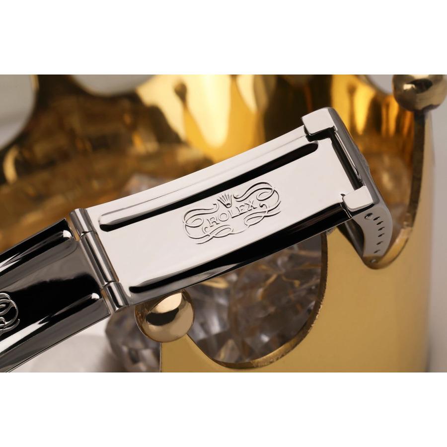 Rolex Montre Oyster Perpetual Datejust avec cadran en nacre et diamants blancs et lunette en vente 5