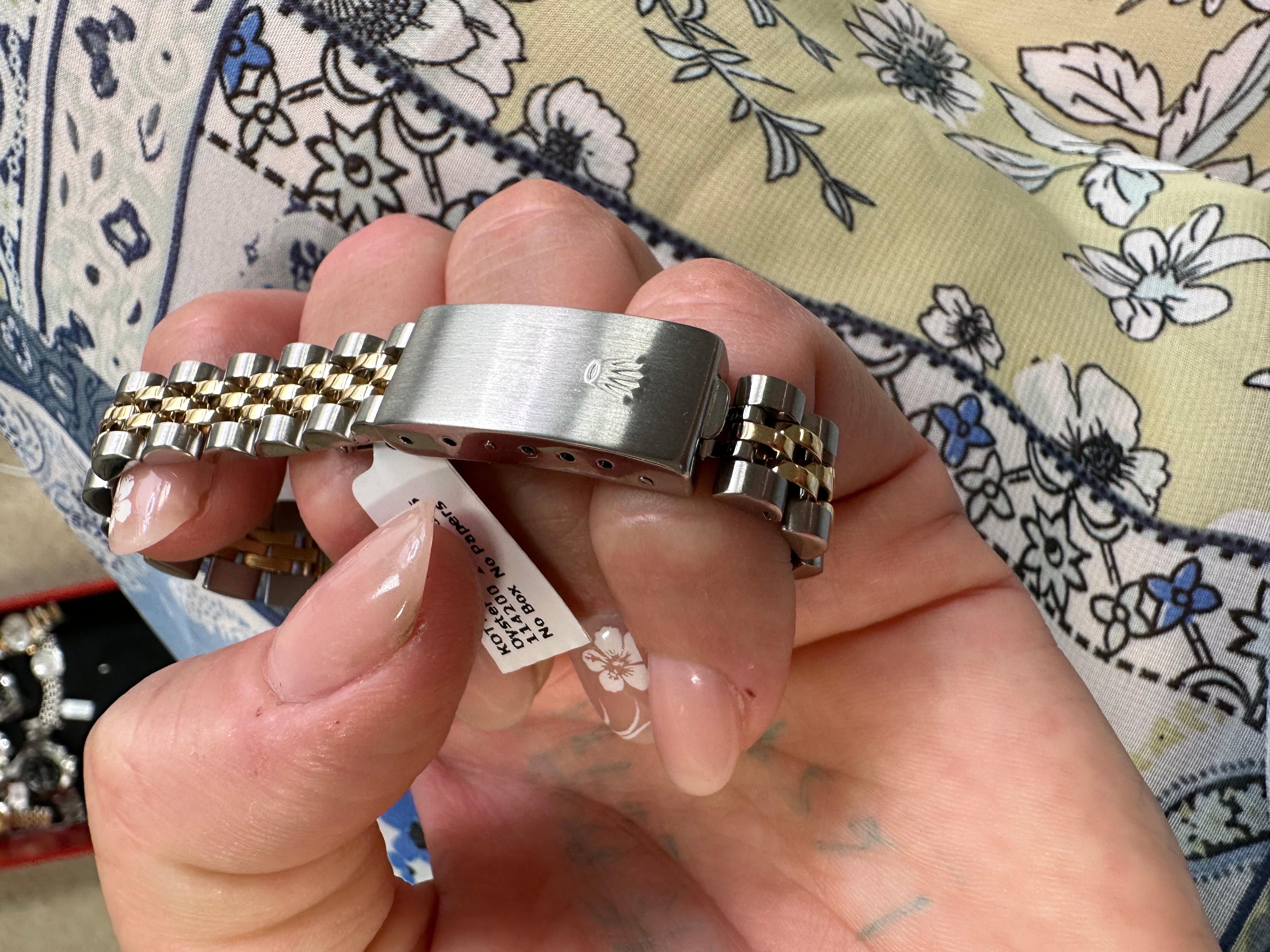 Rolex Oyster Perpetual Diamond Zifferblatt Edelstahl 18 Karat im Zustand „Hervorragend“ im Angebot in Jupiter, FL