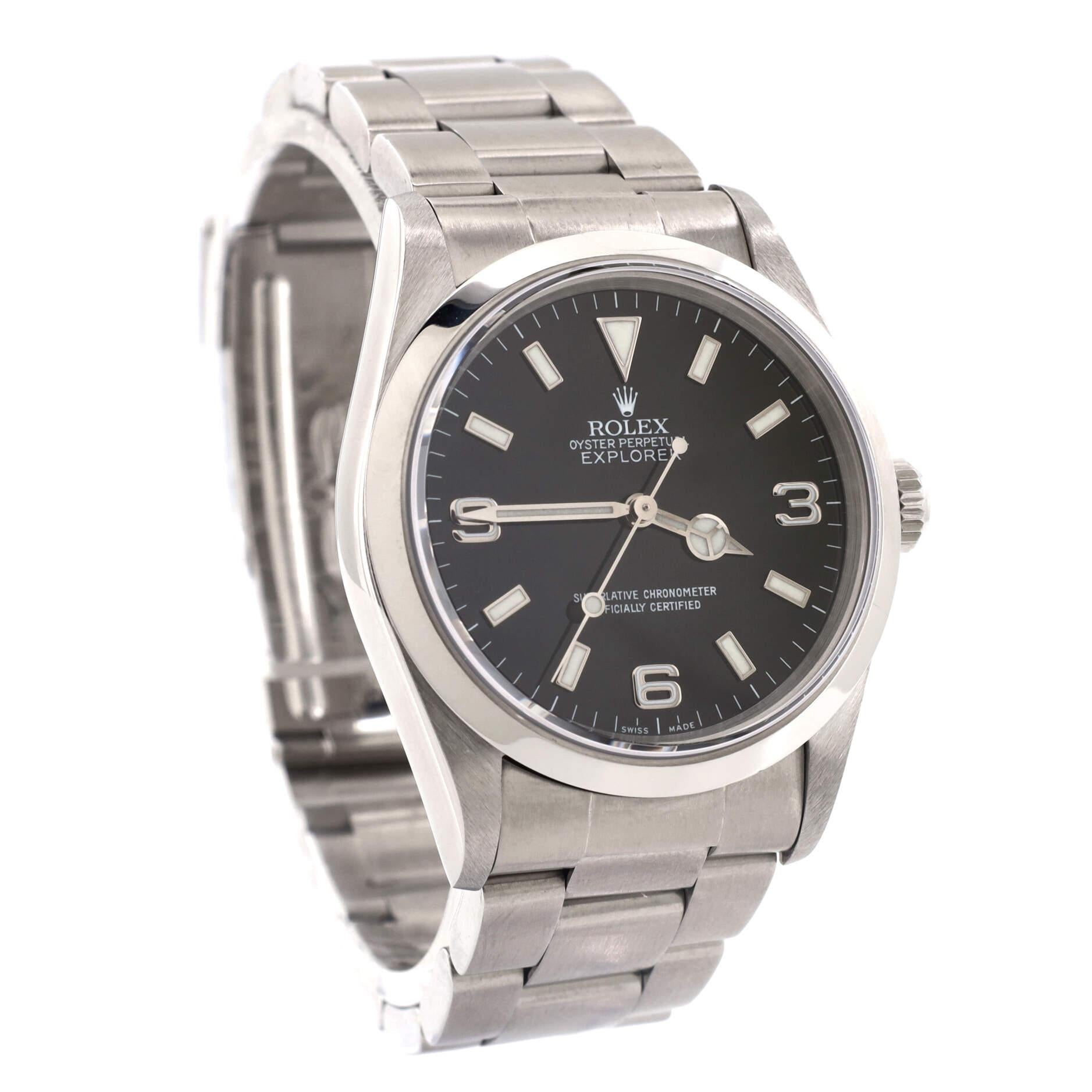 Condition: Great. Minor wear throughout case and bracelet.
Accessories: No Accessories
Measurements: Case Size/Width: 36mm, Watch Height: 12mm, Band Width: 20mm, Wrist circumference: 6.25