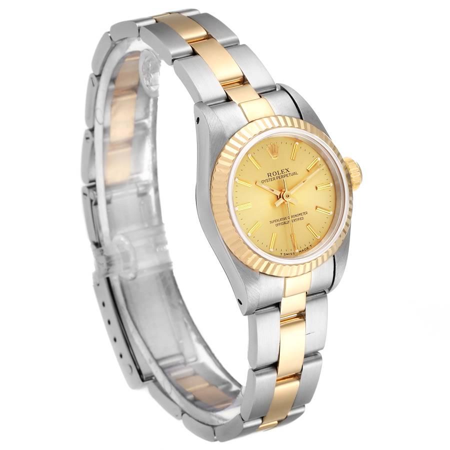 Rolex Oyster Perpetual Fluted Bezel Steel Yellow Gold Ladies Watch 67193 In Excellent Condition For Sale In Atlanta, GA