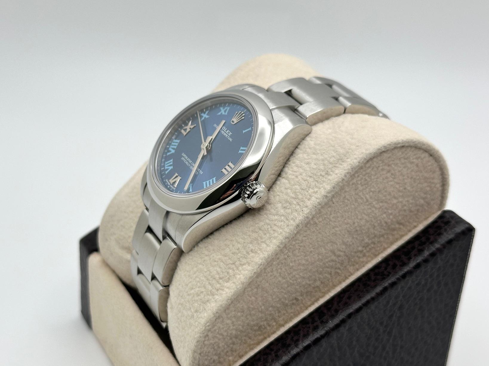 Rolex Oyster Perpetual Midsize 177200 31mm Blue Roman Dial Stainless Steel In Excellent Condition For Sale In San Diego, CA