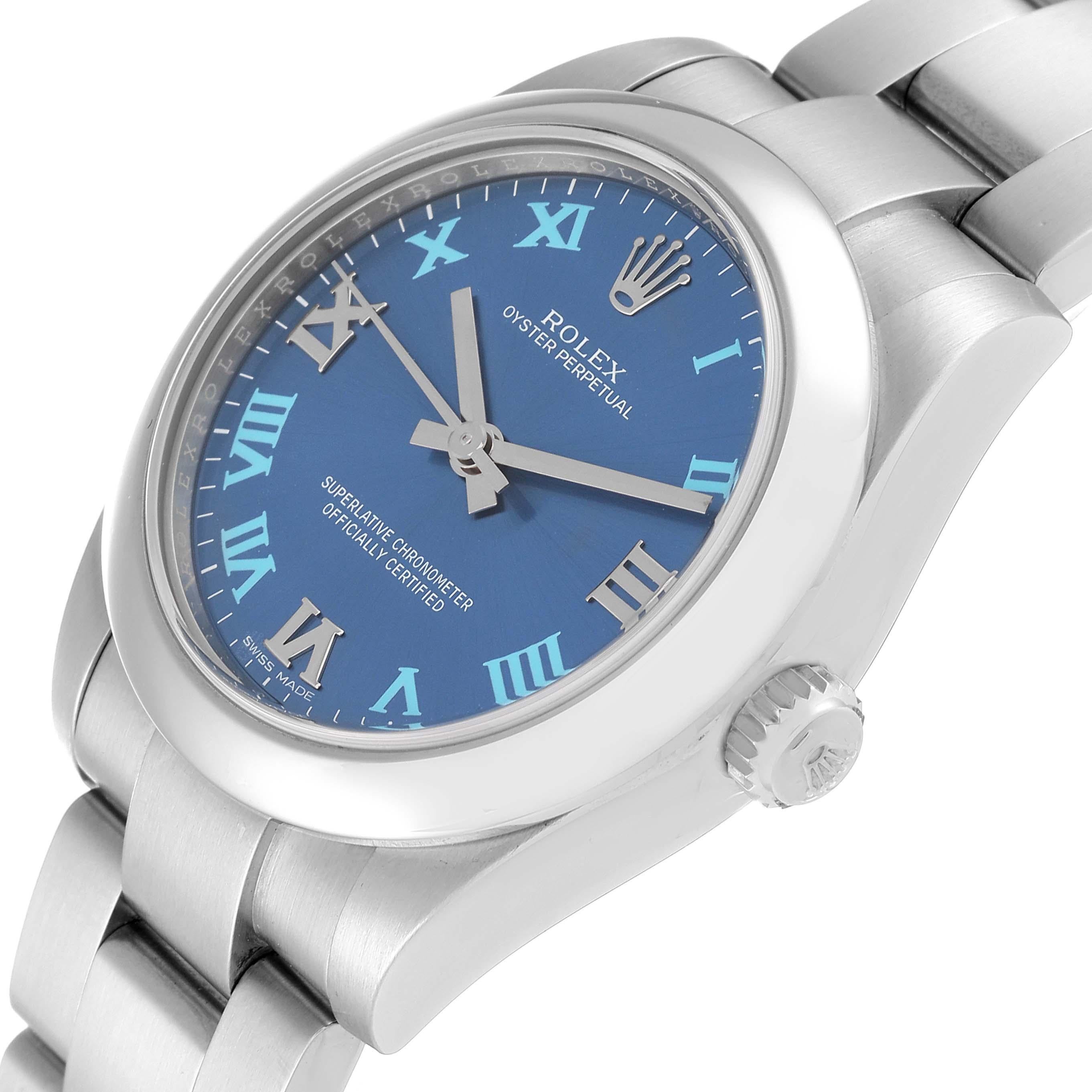 Rolex Oyster Perpetual Midsize 31 avec cadran bleu, montre pour femme 177200 en vente 1