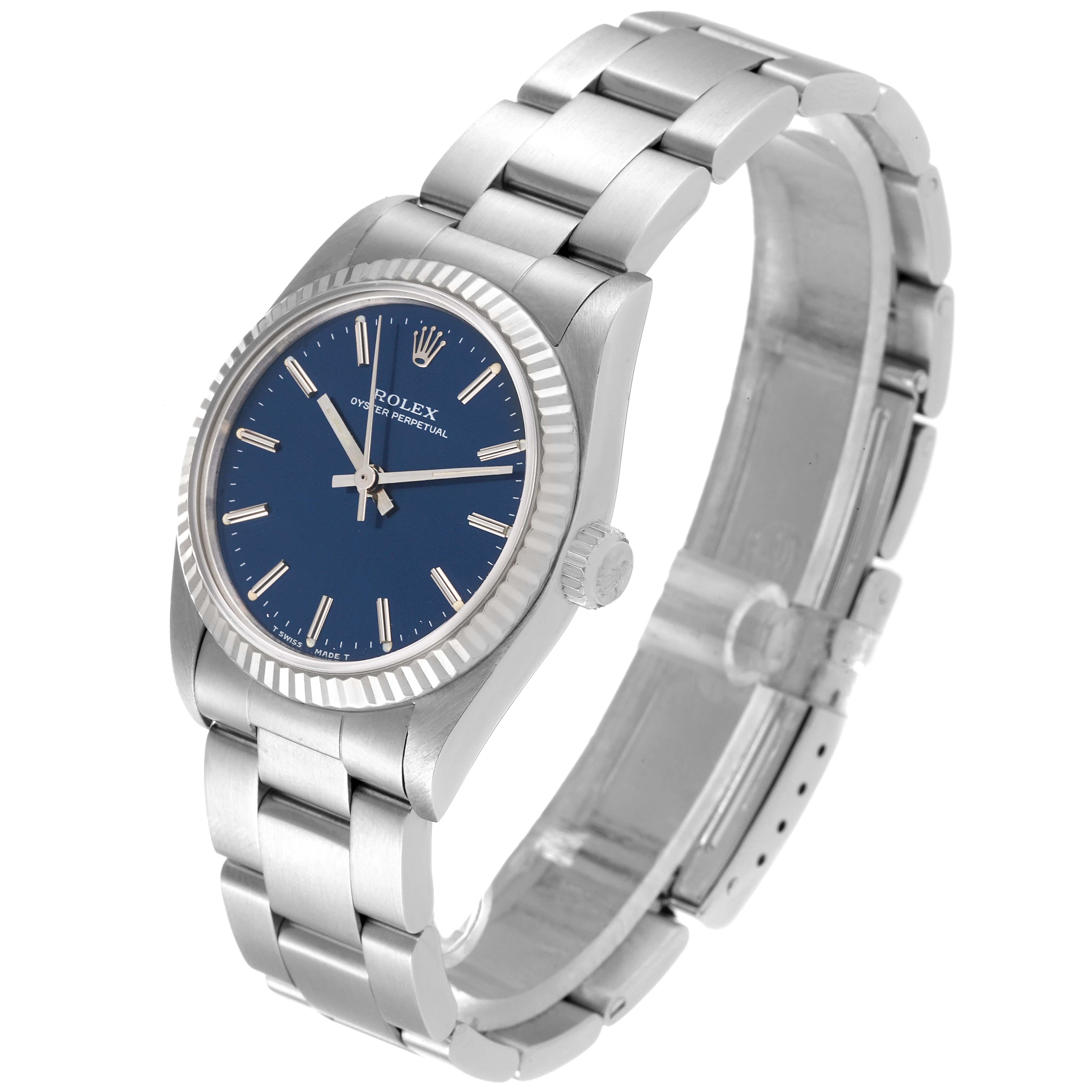 Rolex Oyster Perpetual Midsize Stahl Weißgold Blaues Zifferblatt Damenuhr 67514 im Angebot 1
