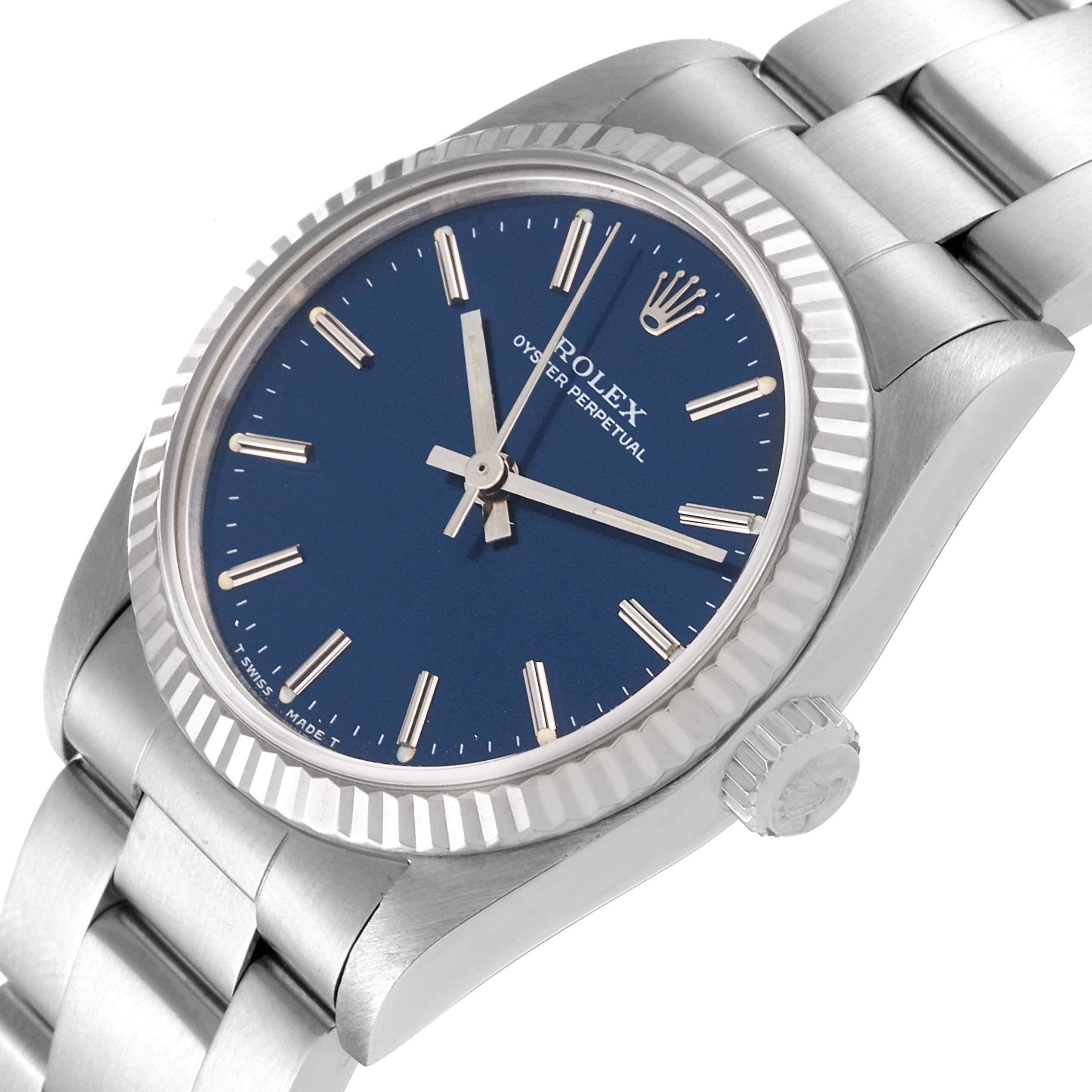 Rolex Oyster Perpetual Midsize Stahl Weißgold Blaues Zifferblatt Damenuhr 67514 im Angebot 2