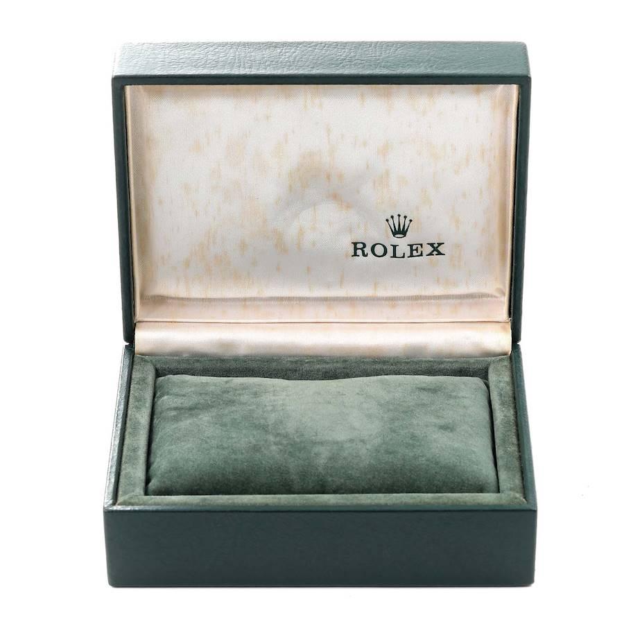 Rolex Oyster Perpetual Montre pour femme avec cadran en argent et cadran non date 76080 en vente 7
