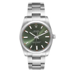 Rolex Oyster Perpetual, montre pour hommes 114200 avec cadran vert olive en acier