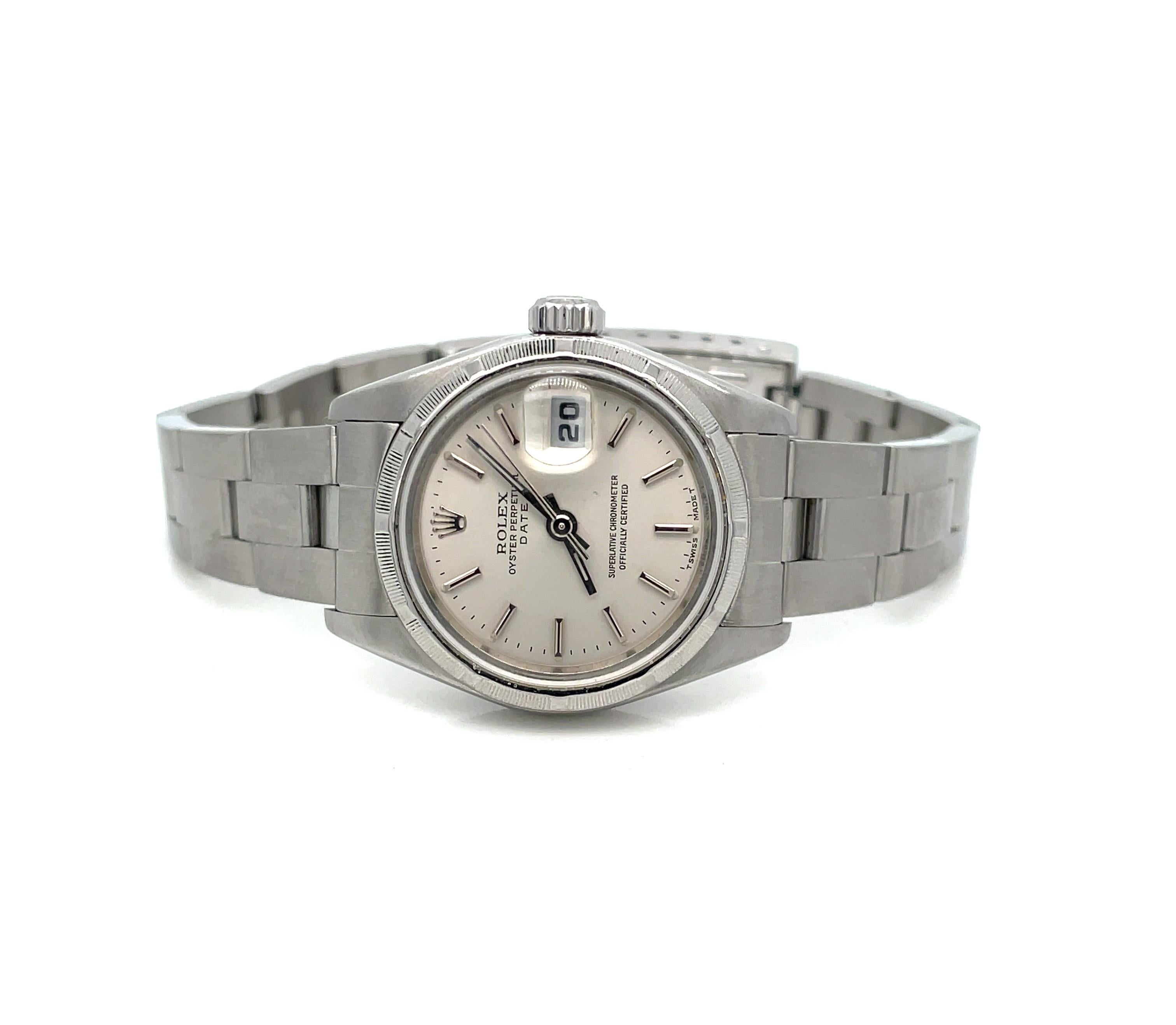Rolex Oyster Perpetual Montre-bracelet Just Date pour femme en acier inoxydable Bon état - En vente à Mount Kisco, NY