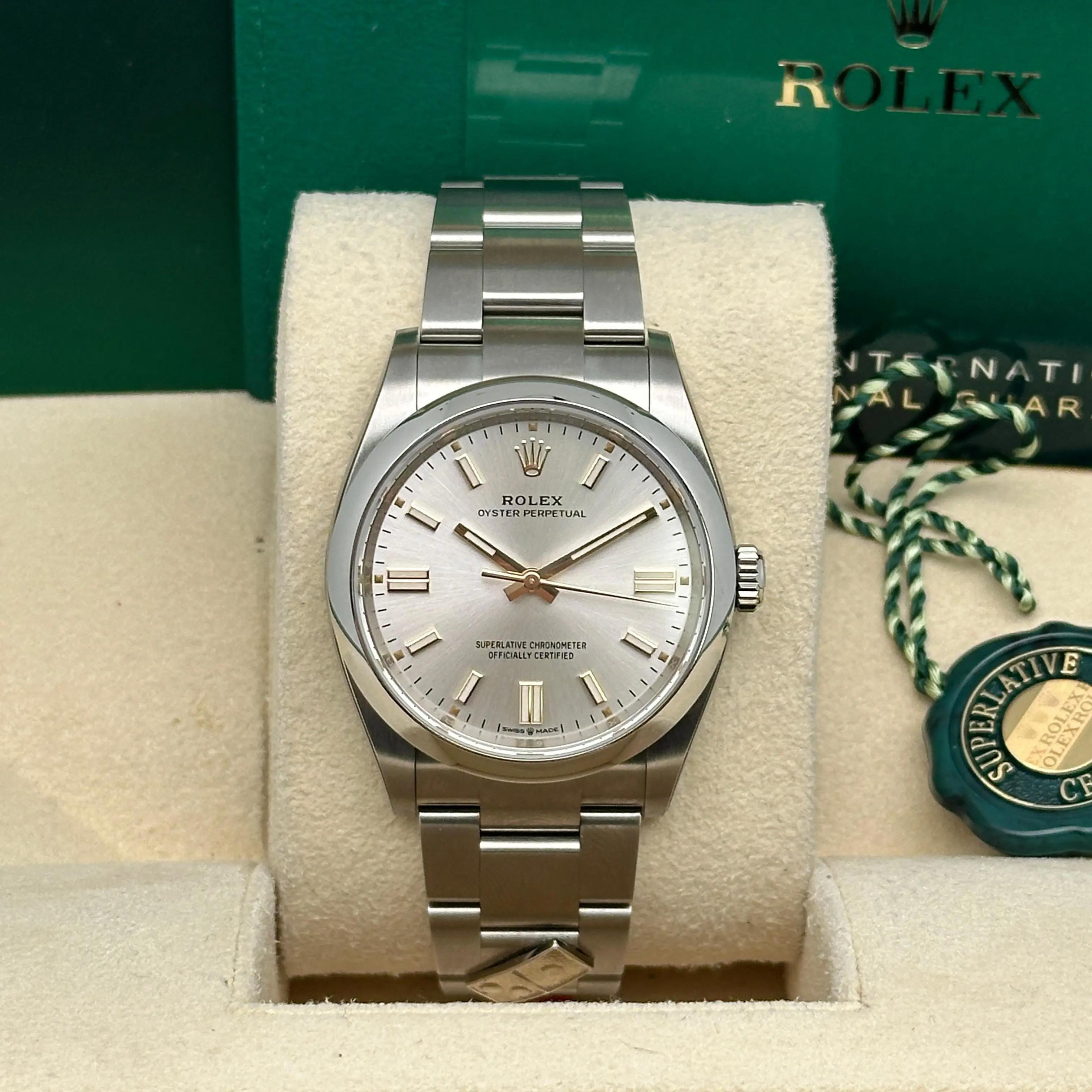 Reloj Rolex Oyster Perpetual Acero 36mm Dominos Edición Limitada 126000 en venta 3