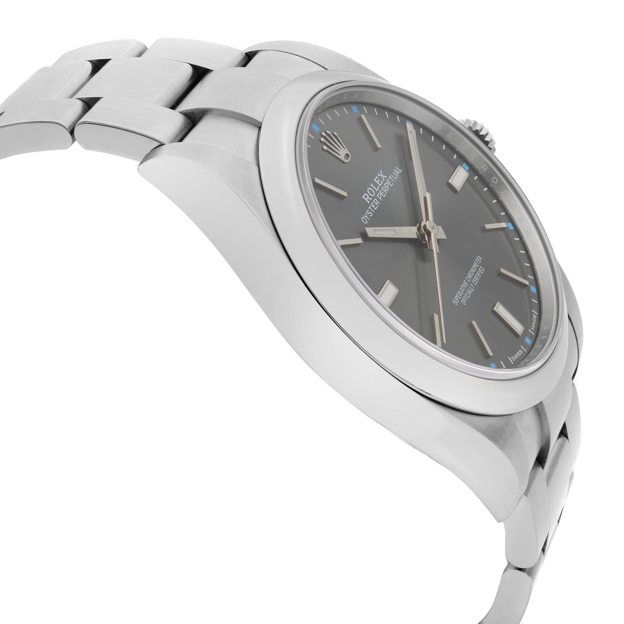 Rolex Oyster Perpetual Steel Dark Rhodium Dial Automatic Montre pour hommes 114300 Excellent état - En vente à New York, NY