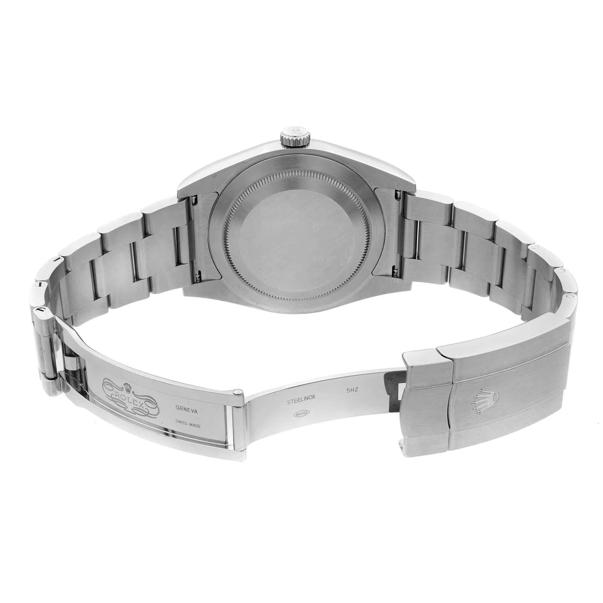 Rolex Oyster Perpetual Steel Dark Rhodium Dial Automatic Montre pour hommes 114300 en vente 1