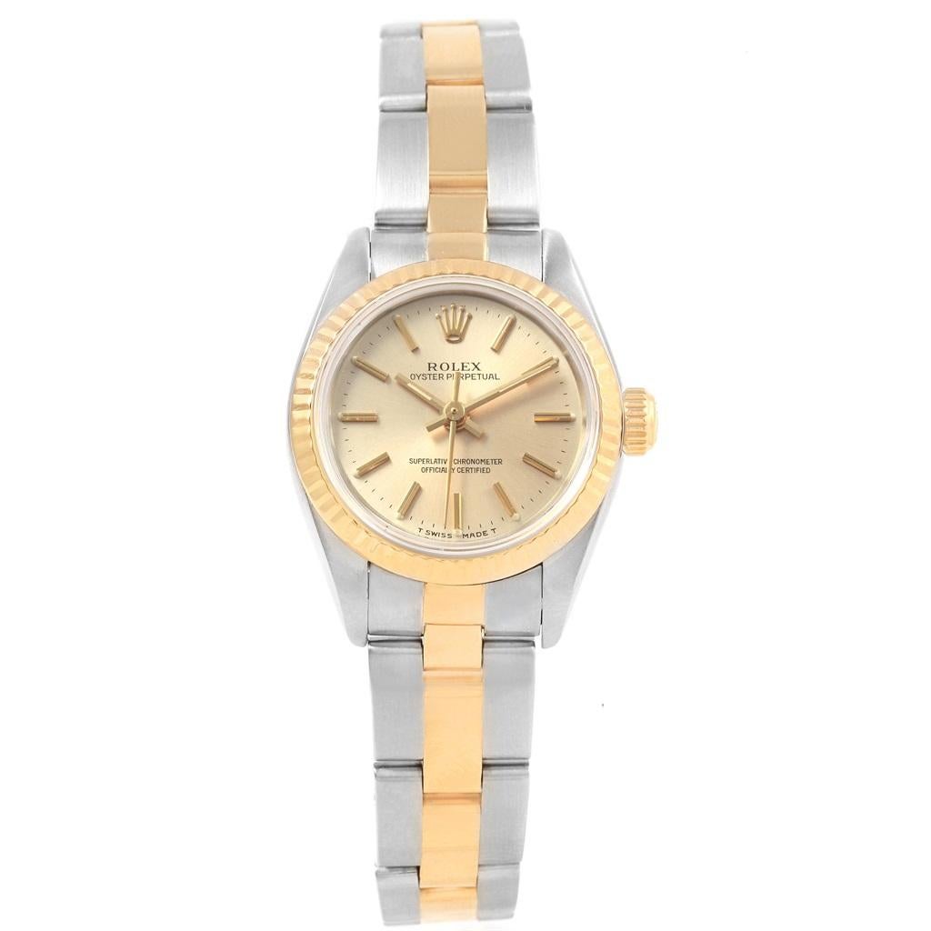 Rolex Oyster Perpetual Steel Yellow Gold Silver Dial Ladies Watch 67193 In Good Condition In Atlanta, GA