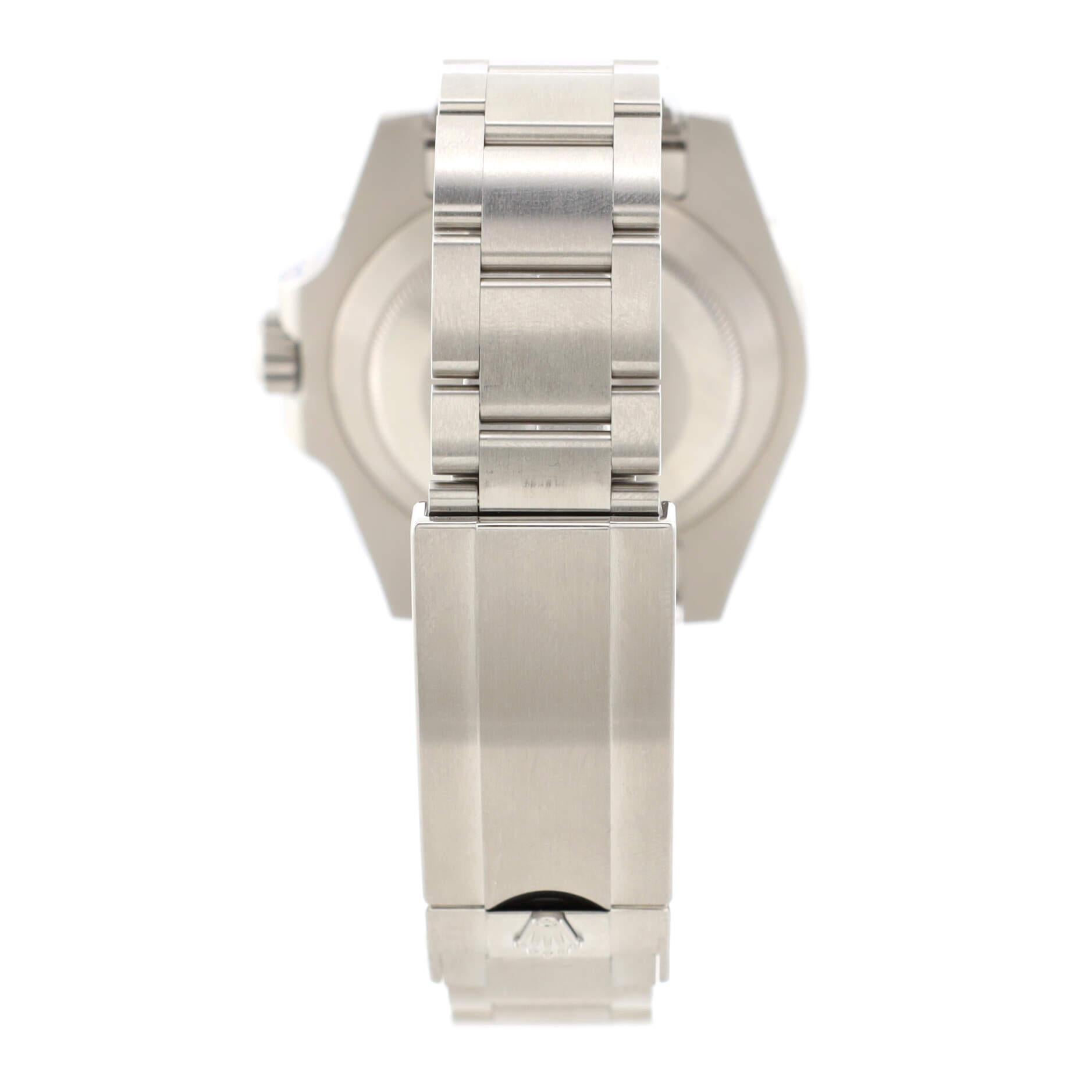 rolex oyster perpetual date submariner green