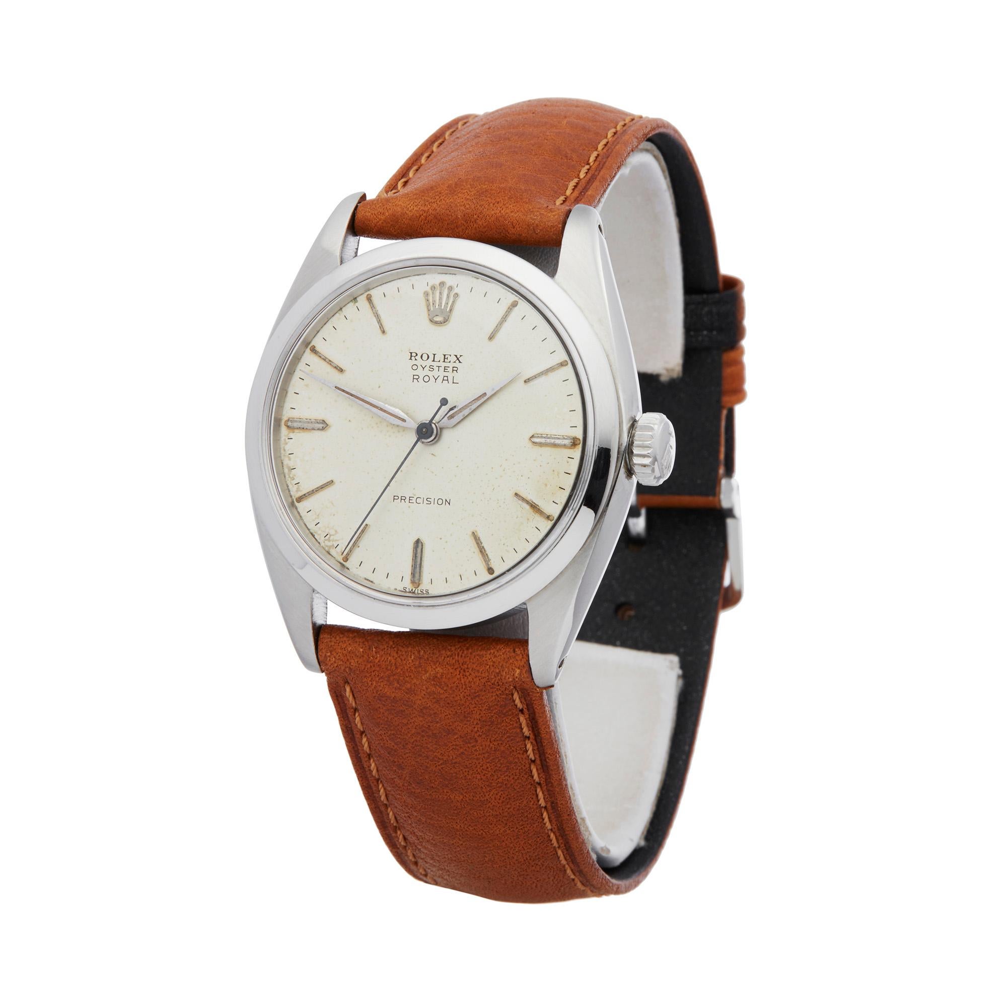 Reference: COM1889
Manufacturer: Rolex
Model: Oyster Royal
Model Reference: 6426
Age: Circa 1960's
Gender: Men's
Box and Papers: Box Only
Dial: White Baton
Glass: Sapphire Crystal
Movement: Mechanical Wind
Water Resistance: Not Recommended for Use