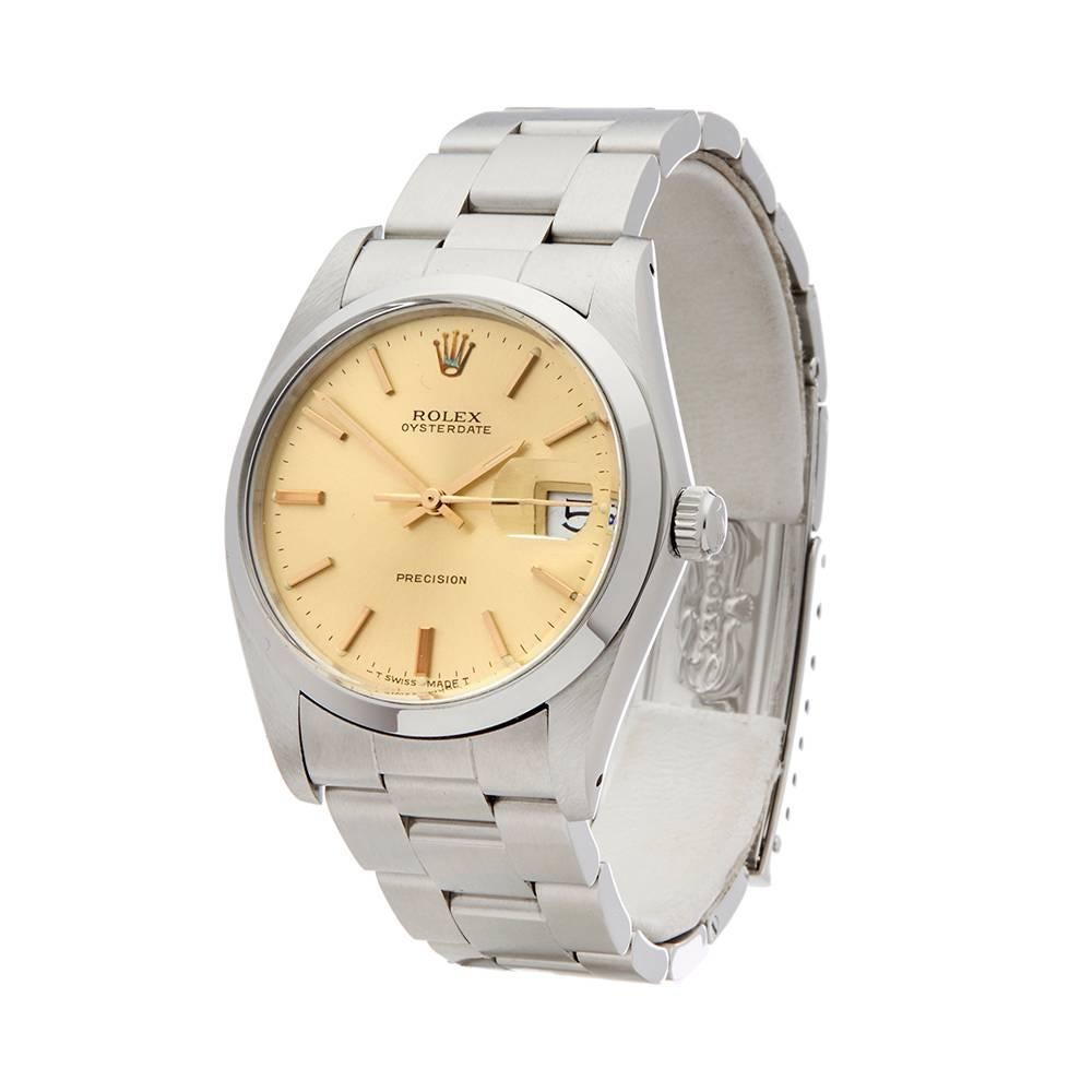 Ref: W5019
Manufacturer: Rolex
Model: Oysterdate
Model Ref: 6694
Age: 
Gender: Unisex
Complete With: Xupes Presenation Pouch
Dial: Champagne Baton
Glass: Plexiglass
Movement: Automatic
Water Resistance: To Manufacturers Specifications
Case: