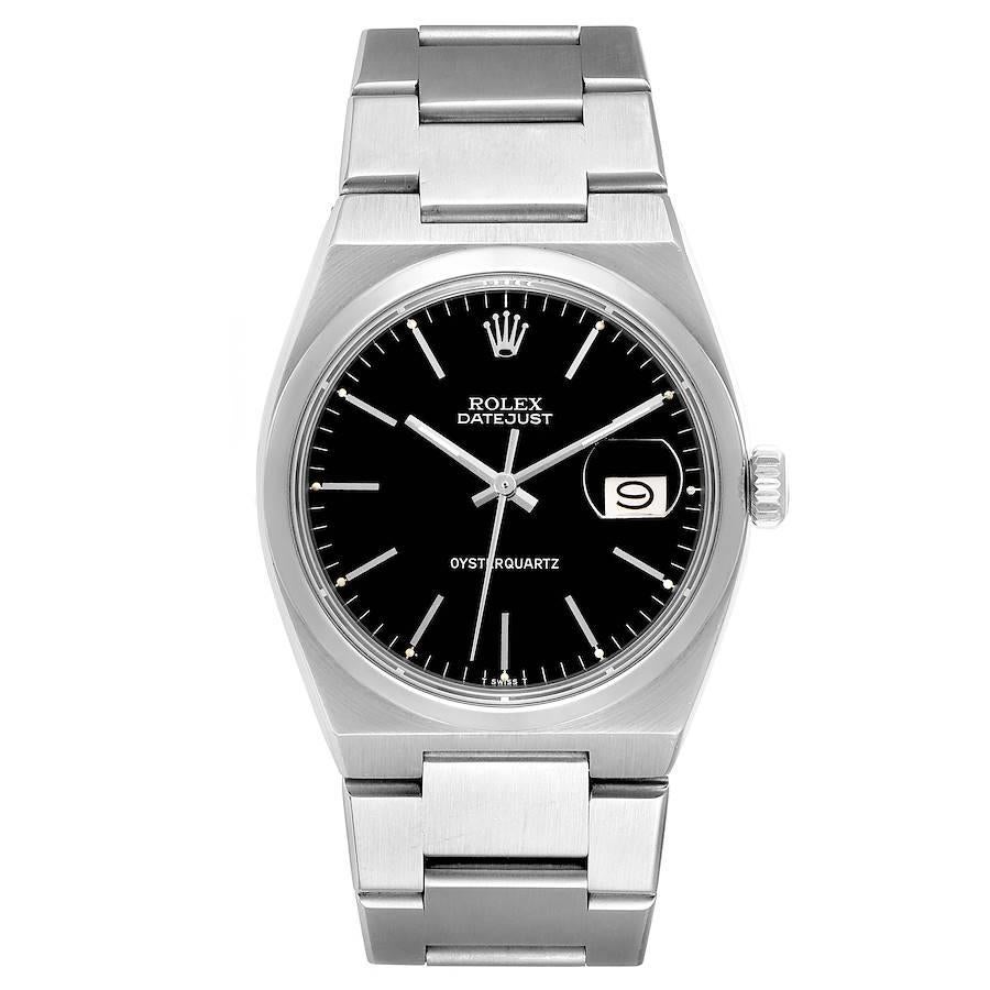 Rolex Oysterquartz Datejust Black Dial Vintage SteelMens Watch 17000. Quartz movement. Stainless steel oyster case 36.0 mm in diameter. Rolex logo on a crown. Stainless steel smooth domed bezel. Scratch resistant sapphire crystal with cyclops