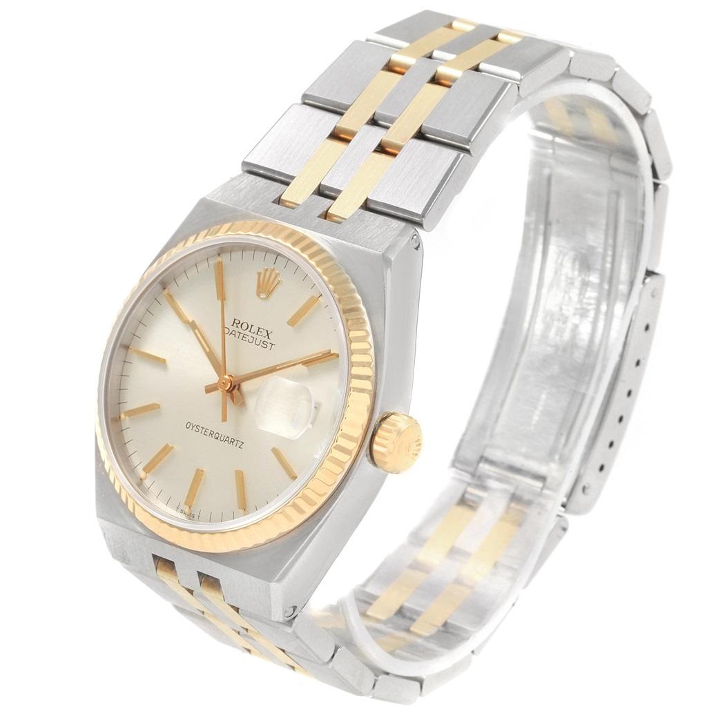 Rolex Oysterquartz Datejust Steel Yellow Gold Silver Dial Watch 17013 In Excellent Condition For Sale In Atlanta, GA
