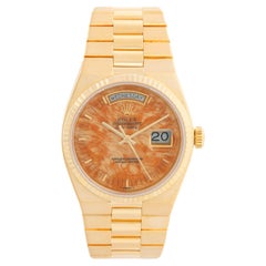 Rolex Oysterquartz Day-Date Men's 18K Gold Watch 19018