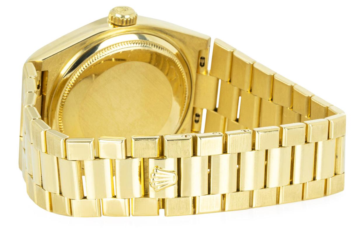 Rolex Oysterquartz Day-Date Montre en or jaune avec cadran en diamant 19018 en vente 1
