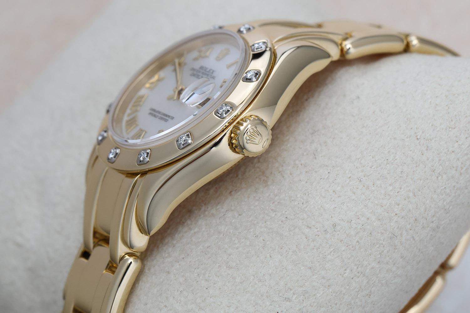 Rolex Pearlmaster 18k Yellow Gold Watch with White Mother of Pearl 80318 In Excellent Condition For Sale In New York, NY