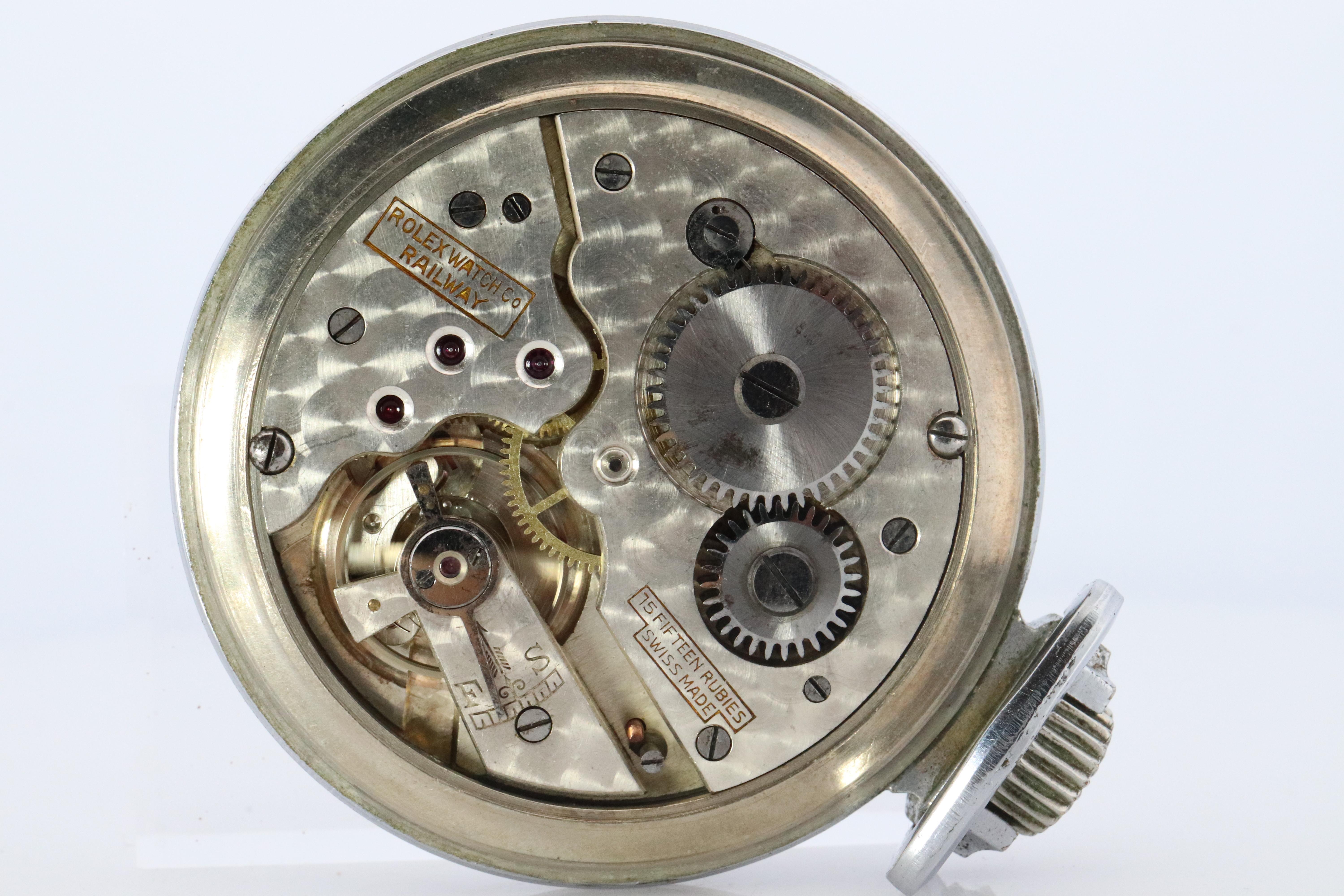 Antico orologio da tasca Rolex.

Rolex Watch Co Railway

Per vedere il movimento, guarda le immagini.

Condit: Appena revisionato. Pulito e oliato. Si alza il vento e fa il ticchettio. La lancetta dei secondi si muove senza