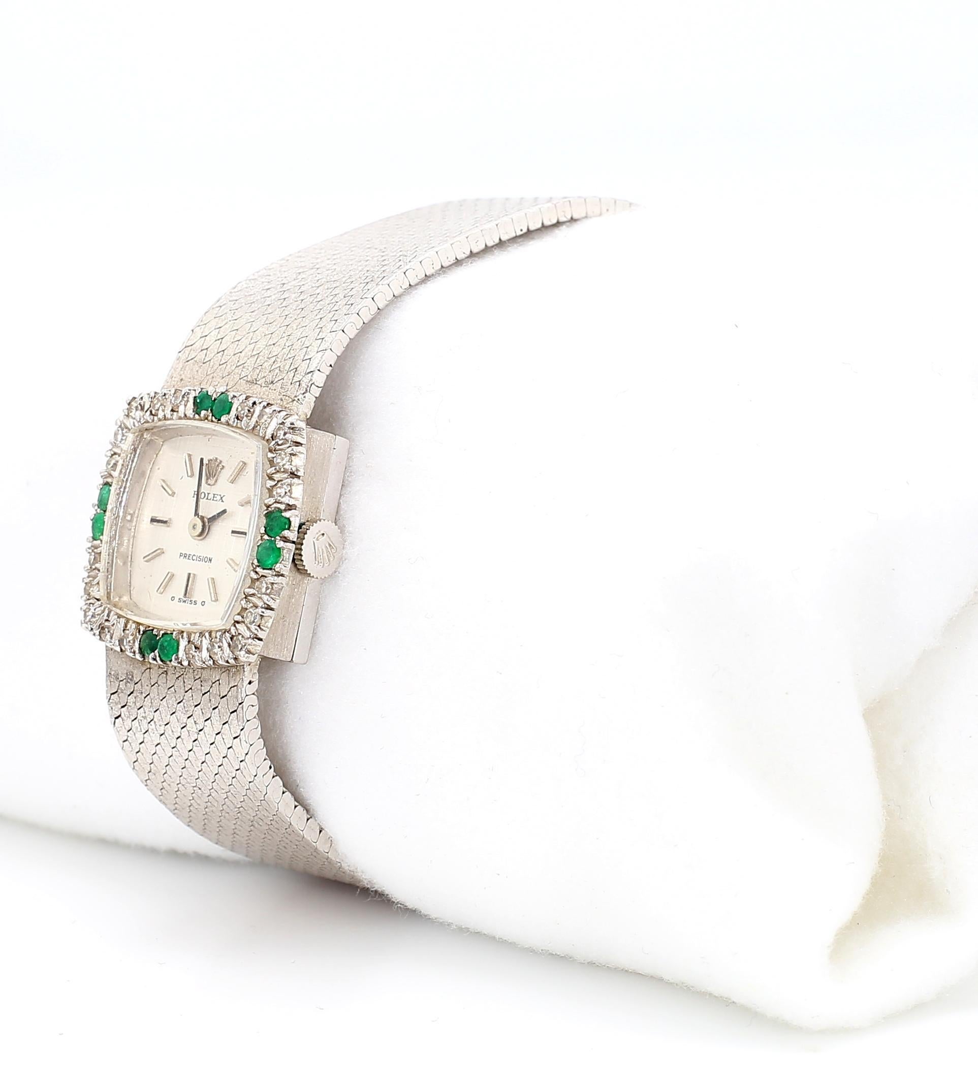 Reloj Rolex de precisión con bisel de esmeraldas y diamantes en oro blanco de 18 quilates y brazalete esmerilado en venta 2