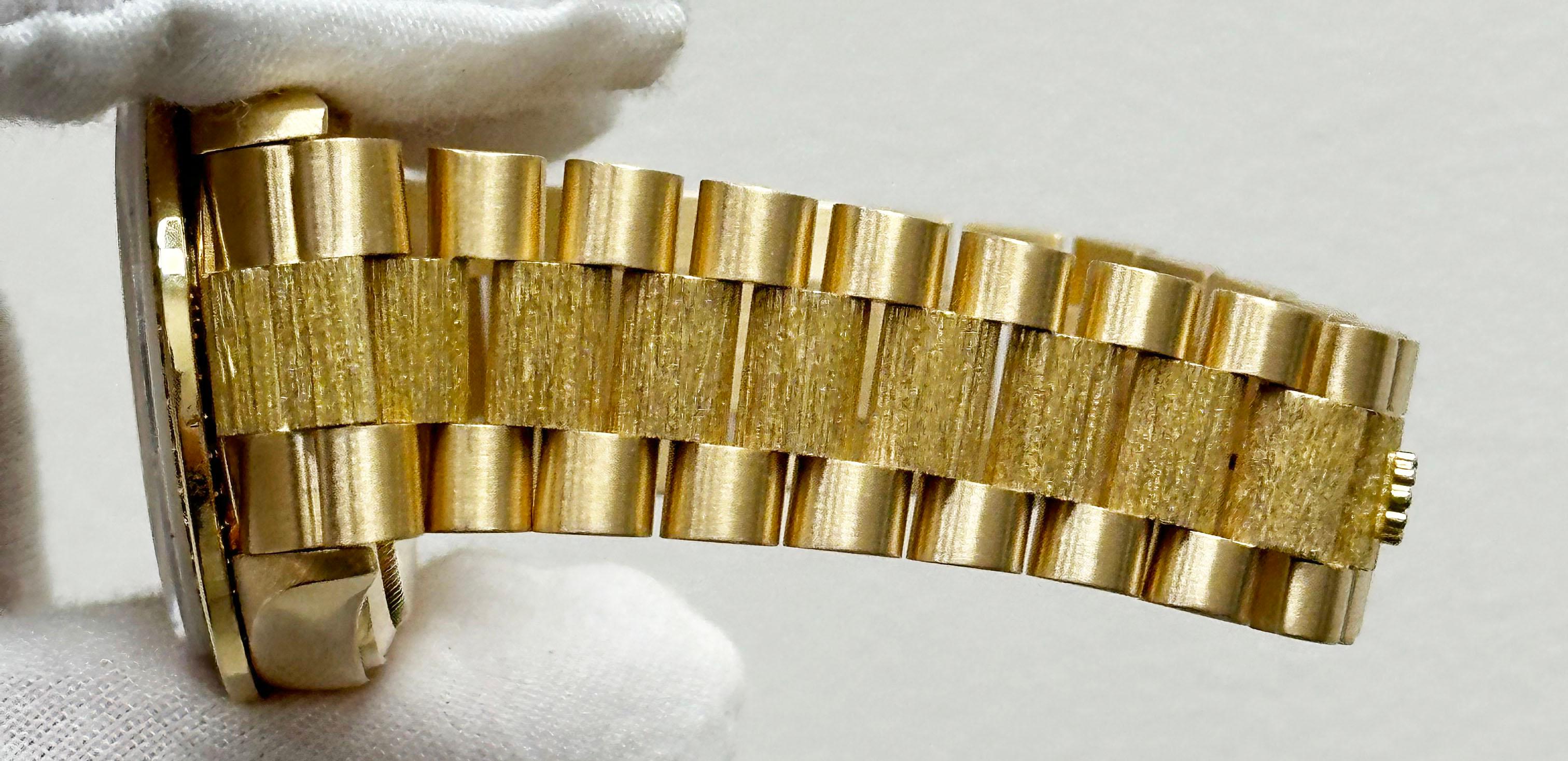 Rolex President Bark Finish 18078 Champagner-Diamant-Zifferblatt Diamant-Lünette 18K Gold im Zustand „Hervorragend“ in San Diego, CA